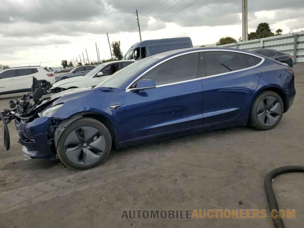 5YJ3E1EA9JF038111 TESLA MODEL 3 2018