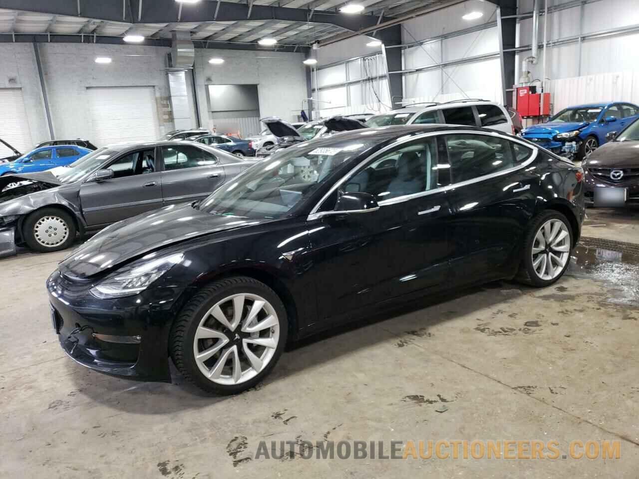 5YJ3E1EA9JF060187 TESLA MODEL 3 2018