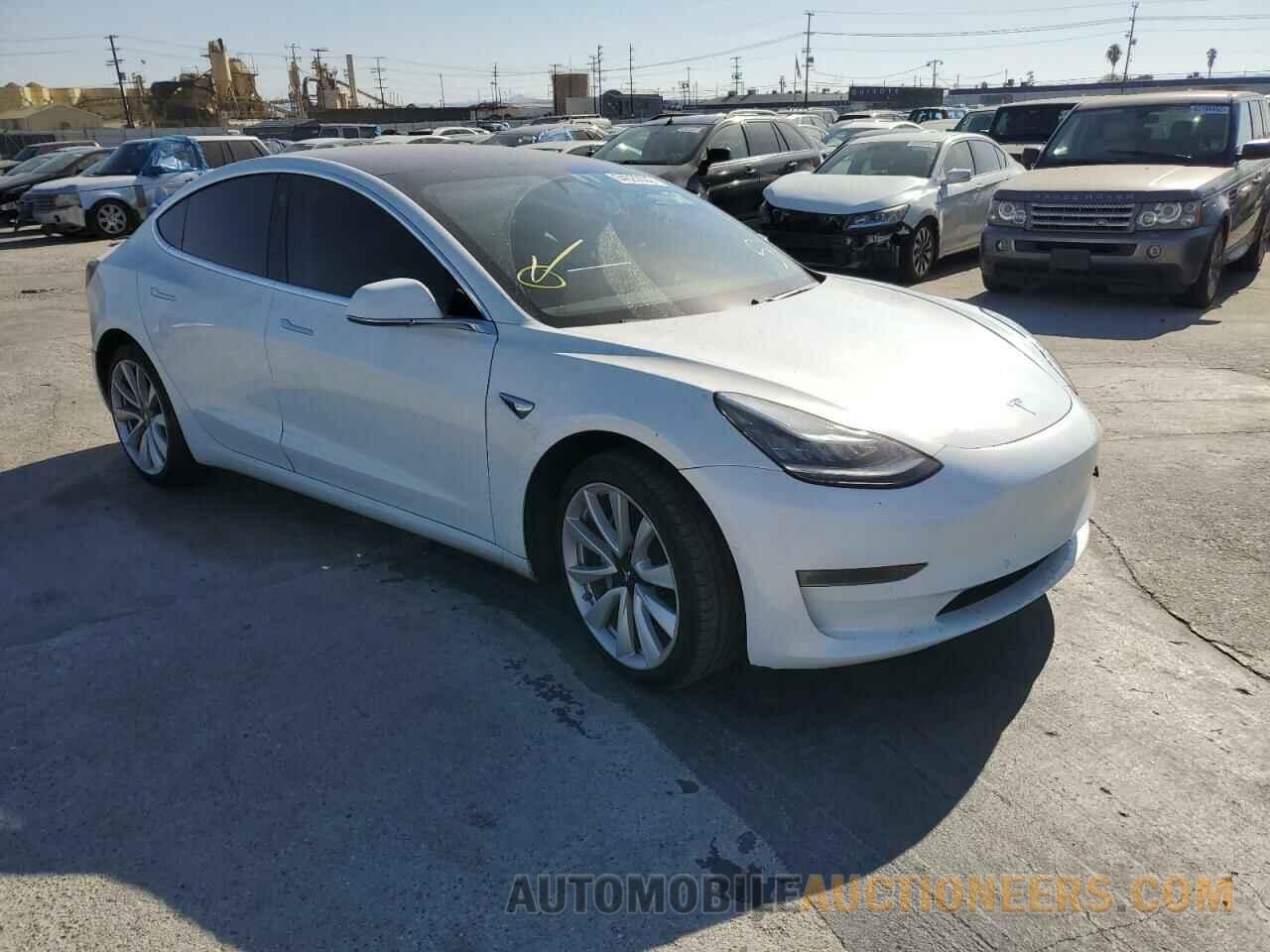 5YJ3E1EA9JF060576 TESLA MODEL 3 2018