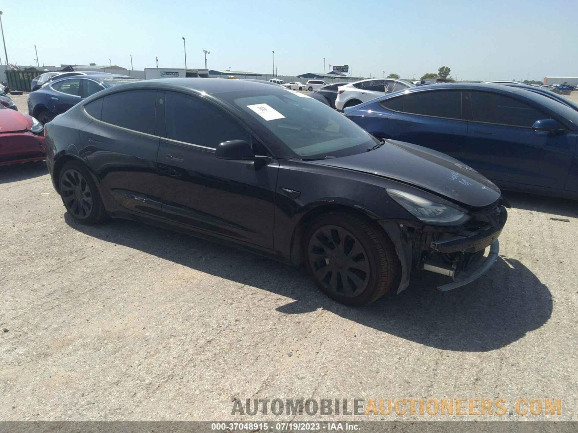 5YJ3E1EA9JF070900 TESLA MODEL 3 2018