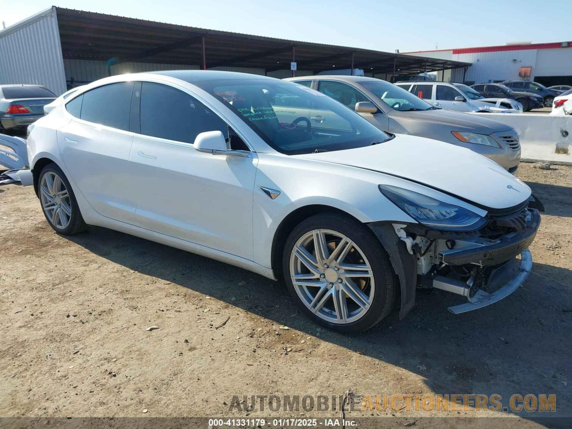 5YJ3E1EA9JF126401 TESLA MODEL 3 2018