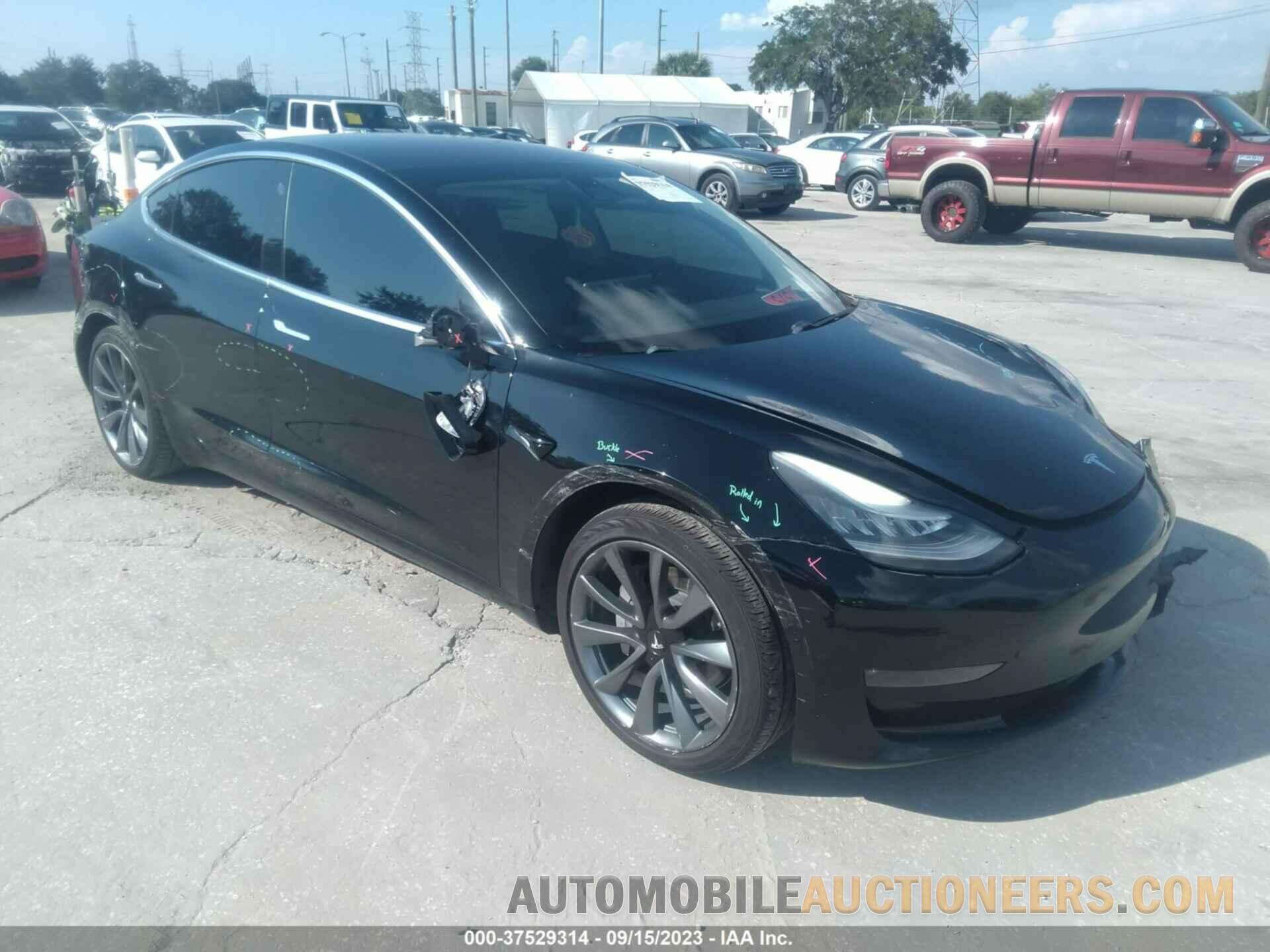 5YJ3E1EA9KF300498 TESLA MODEL 3 2019