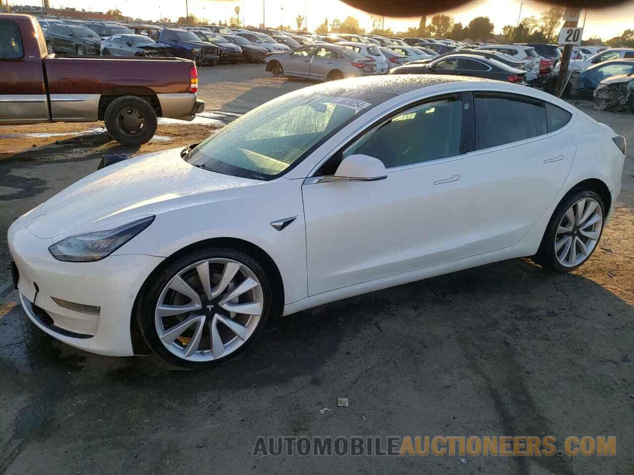 5YJ3E1EA9KF311761 TESLA MODEL 3 2019