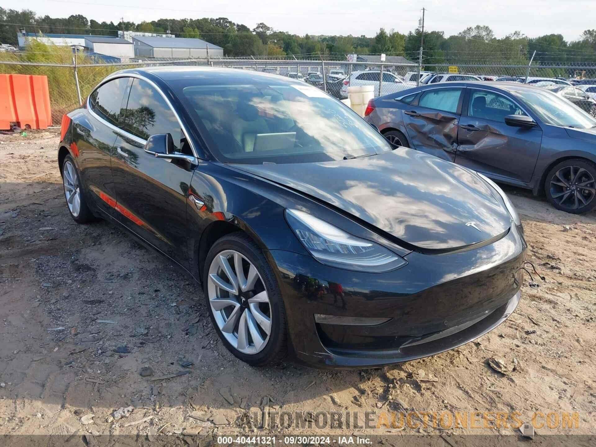 5YJ3E1EA9KF317639 TESLA MODEL 3 2019