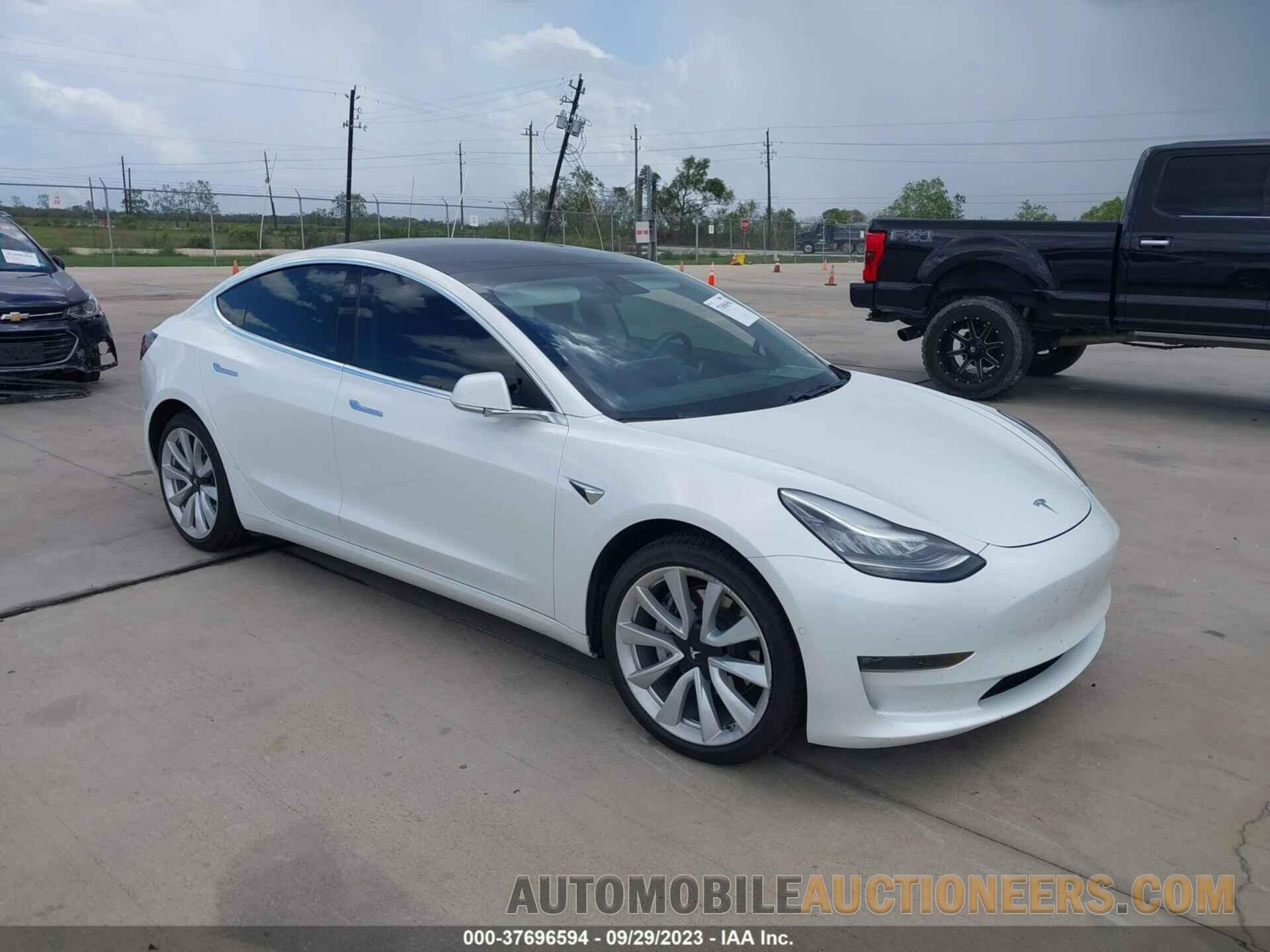 5YJ3E1EA9KF332075 TESLA MODEL 3 2019