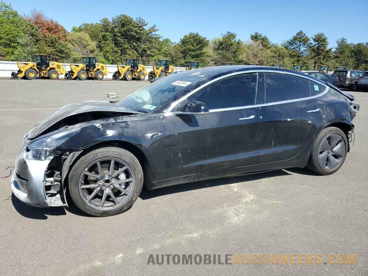 5YJ3E1EA9KF400035 TESLA MODEL 3 2019