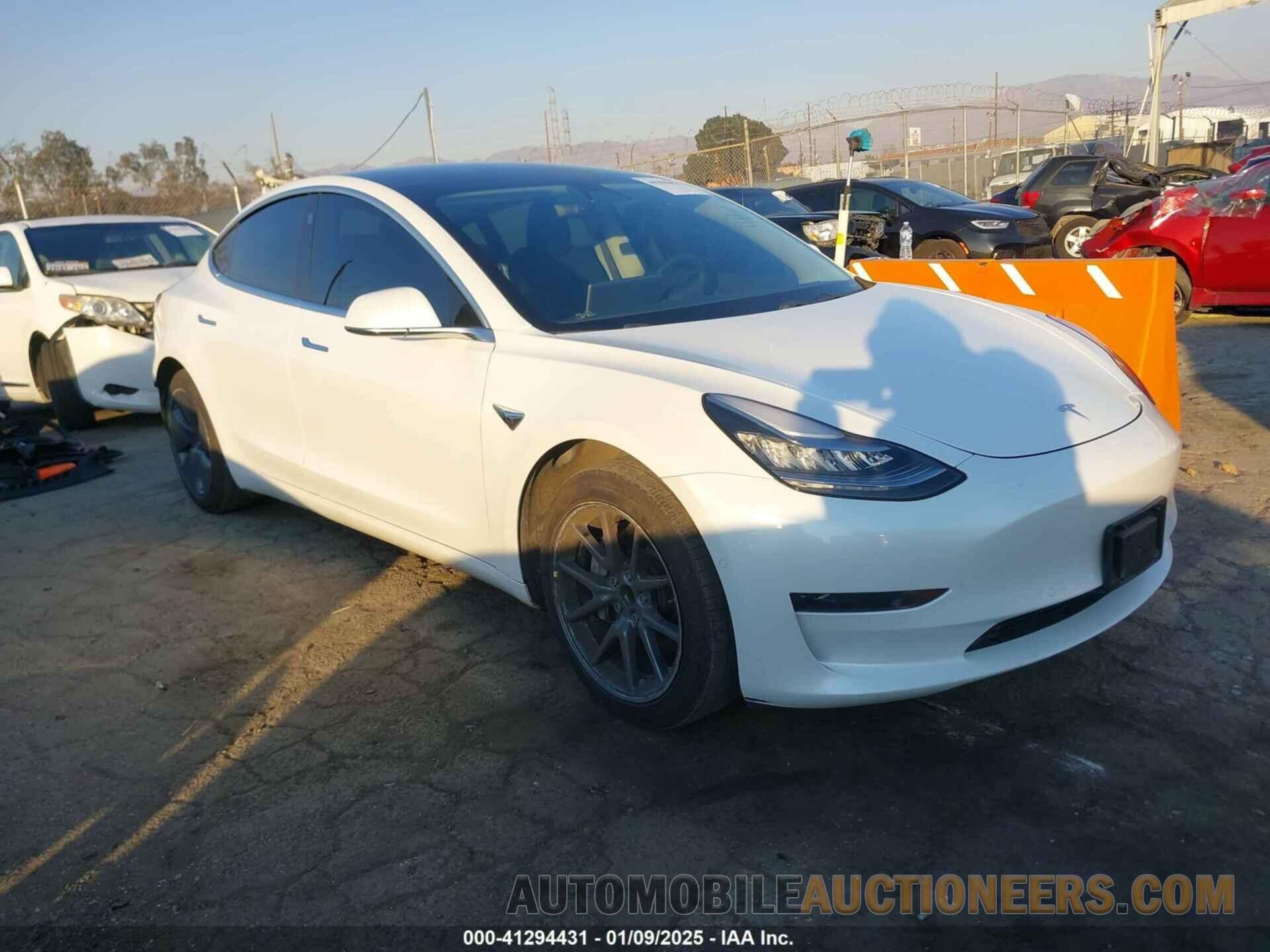 5YJ3E1EA9KF415814 TESLA MODEL 3 2019