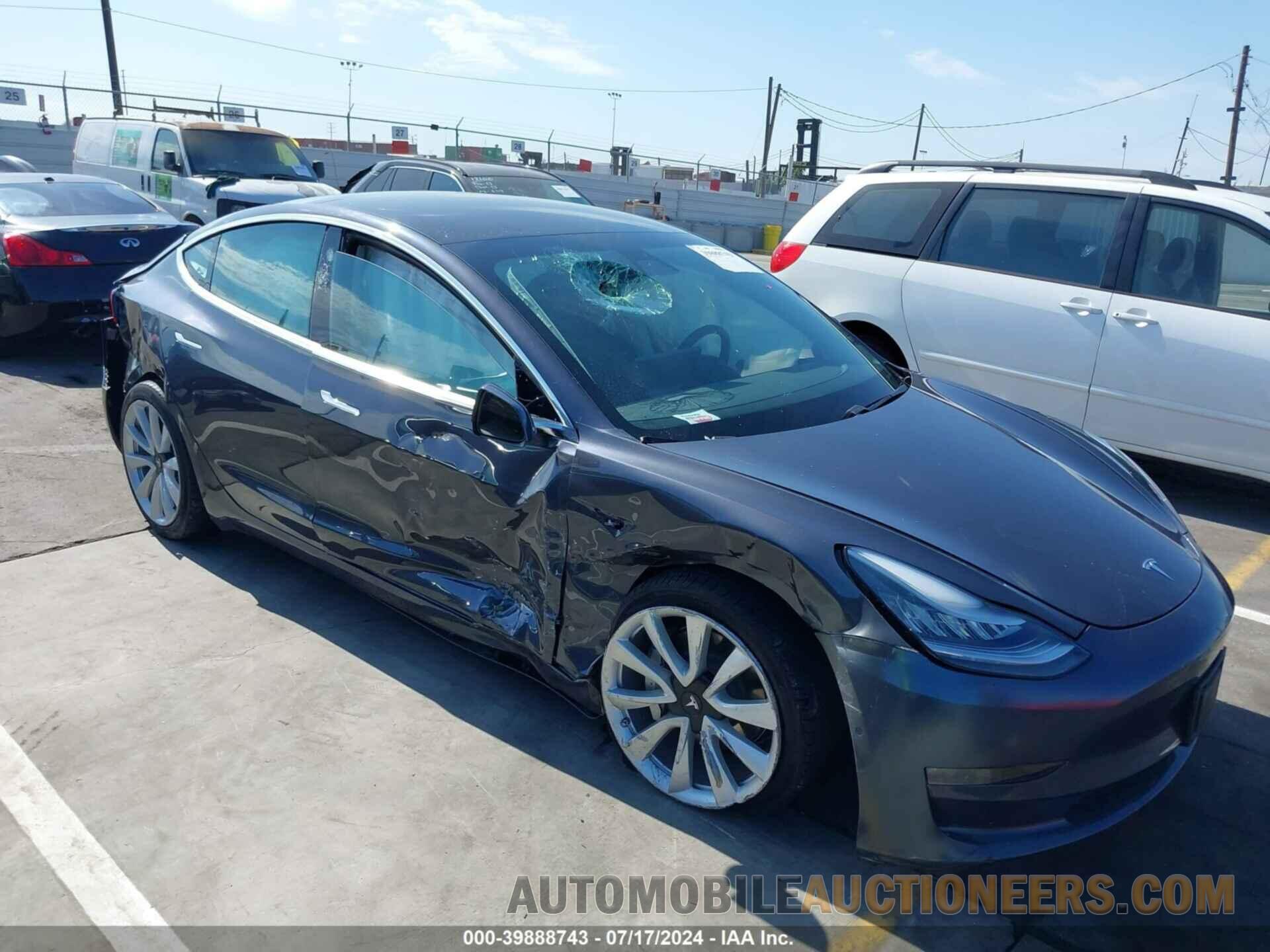 5YJ3E1EA9KF425422 TESLA MODEL 3 2019