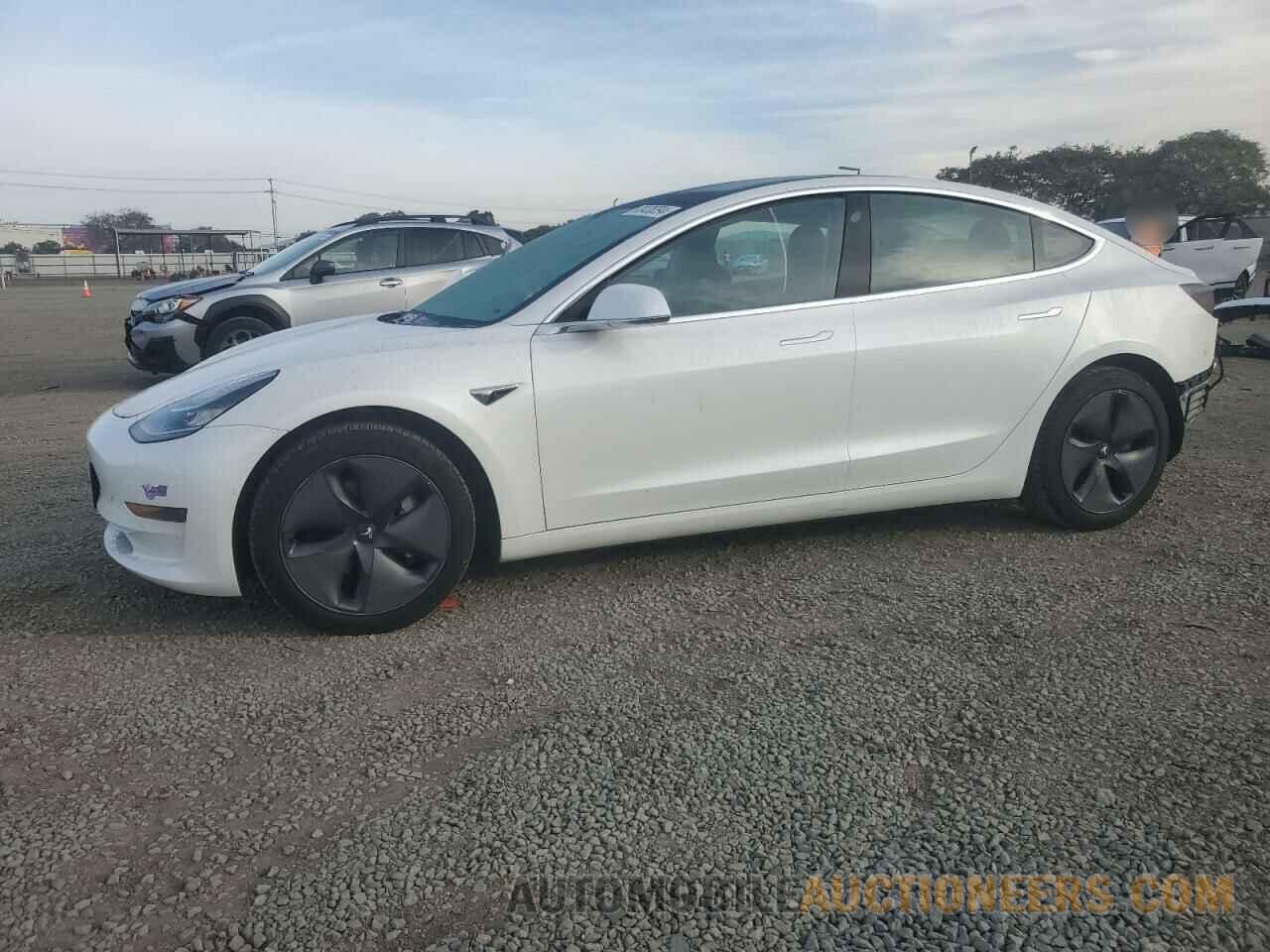 5YJ3E1EA9KF466908 TESLA MODEL 3 2019