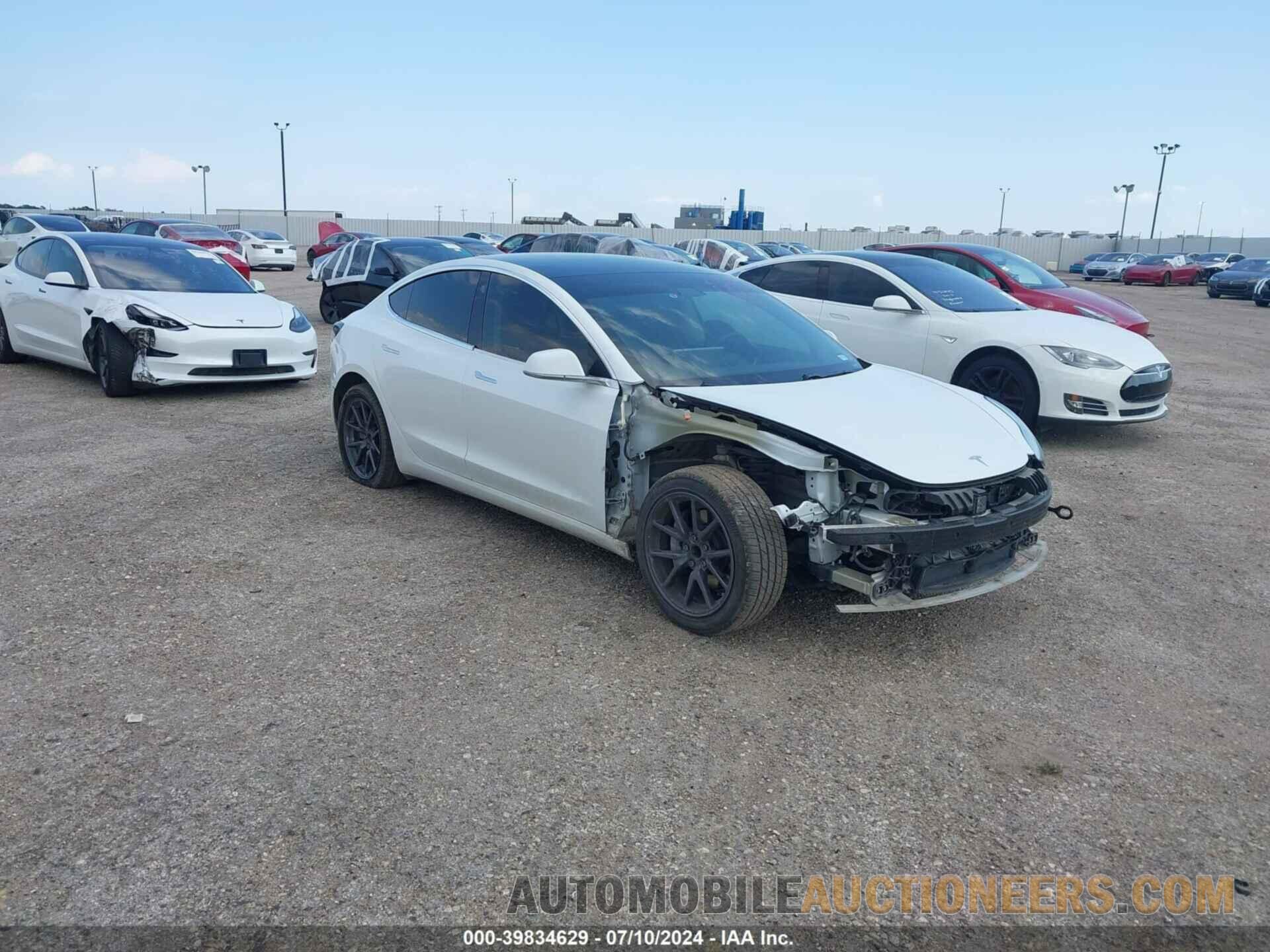 5YJ3E1EA9KF482946 TESLA MODEL 3 2019