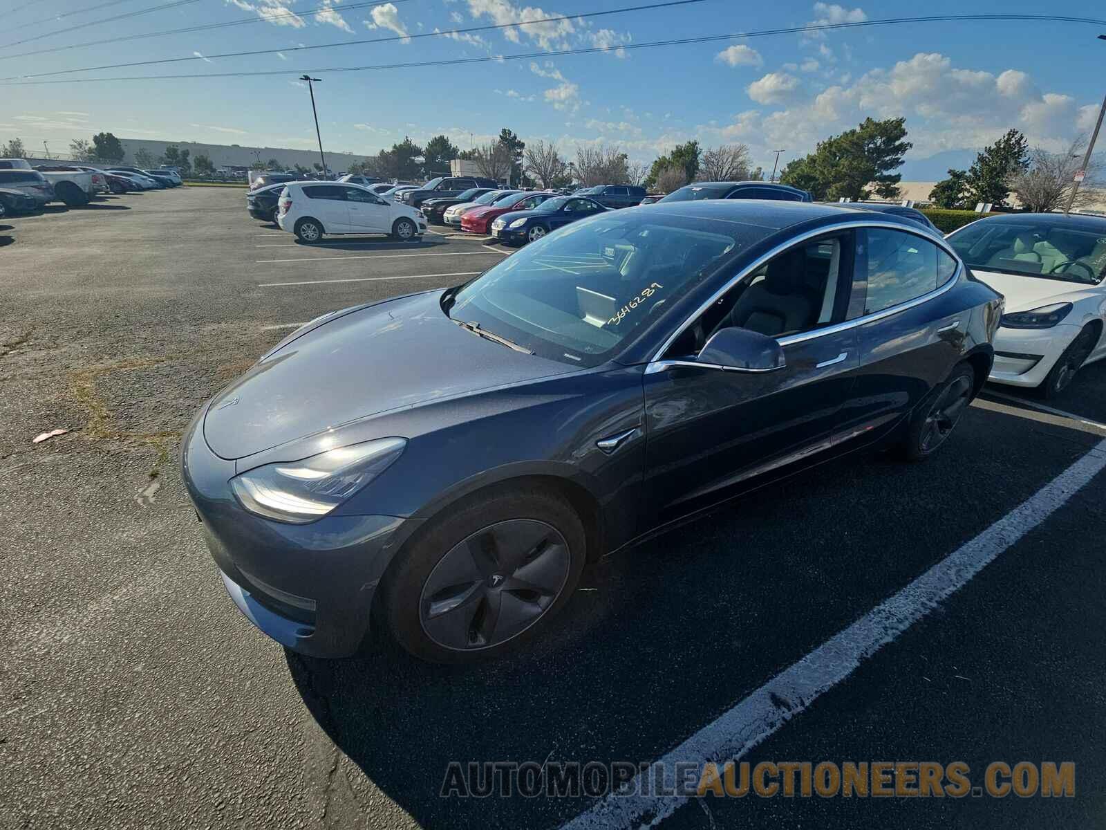 5YJ3E1EA9LF495536 Tesla Model 3 2020