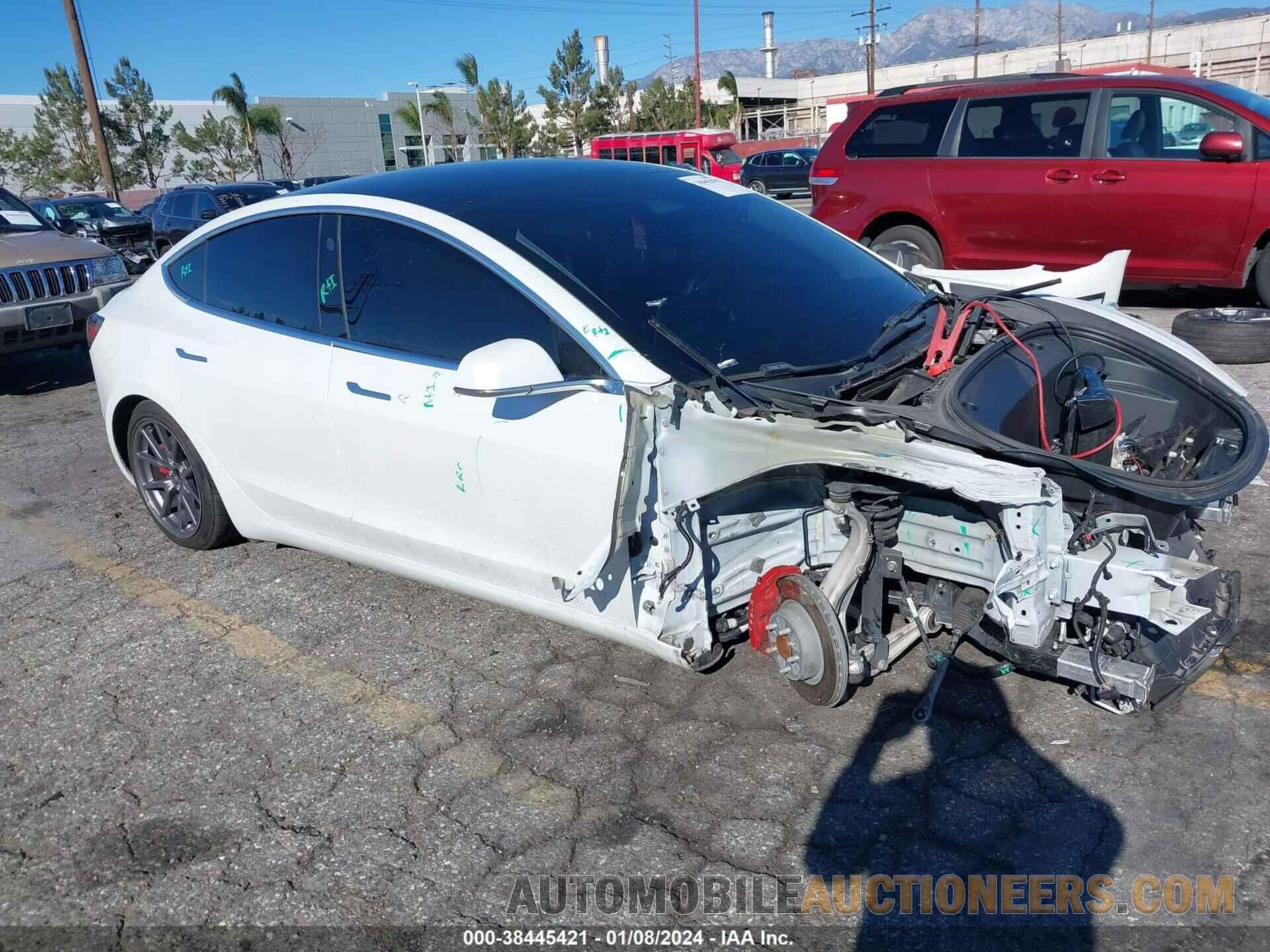 5YJ3E1EA9LF805796 TESLA MODEL 3 2020