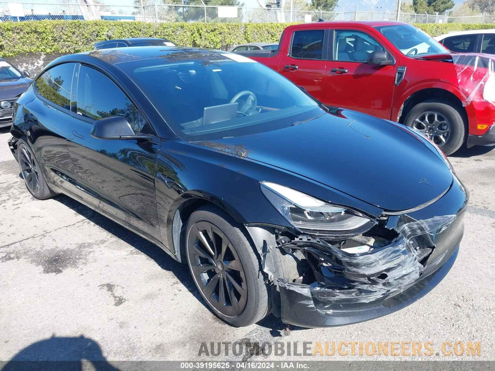 5YJ3E1EA9MF017988 TESLA MODEL 3 2021