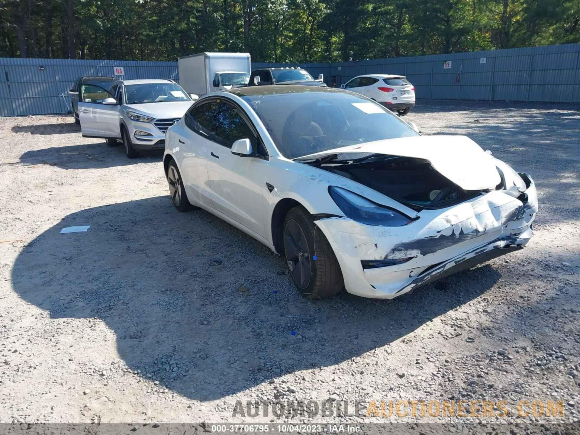 5YJ3E1EA9MF060775 TESLA MODEL 3 2021