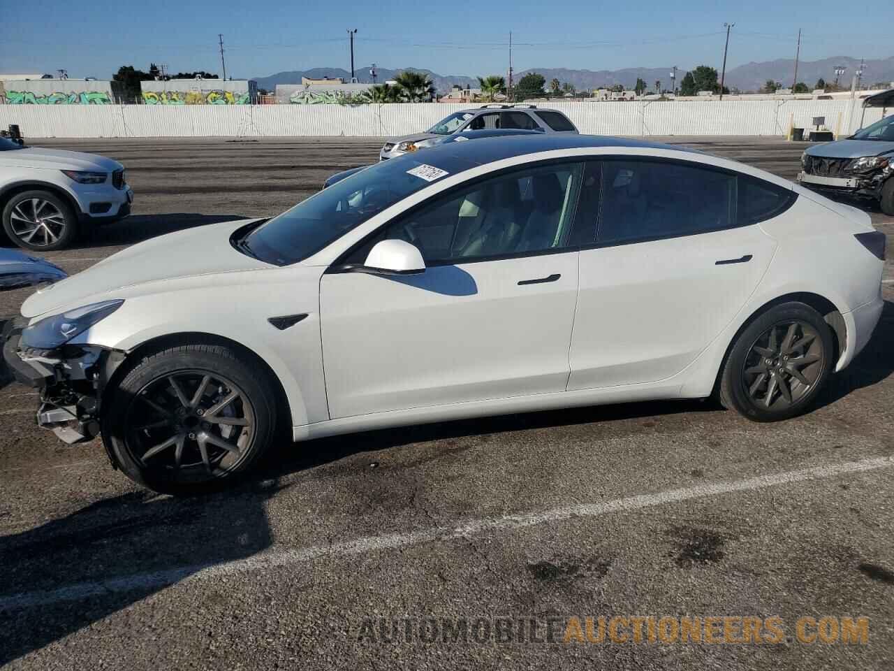 5YJ3E1EA9MF068228 TESLA MODEL 3 2021