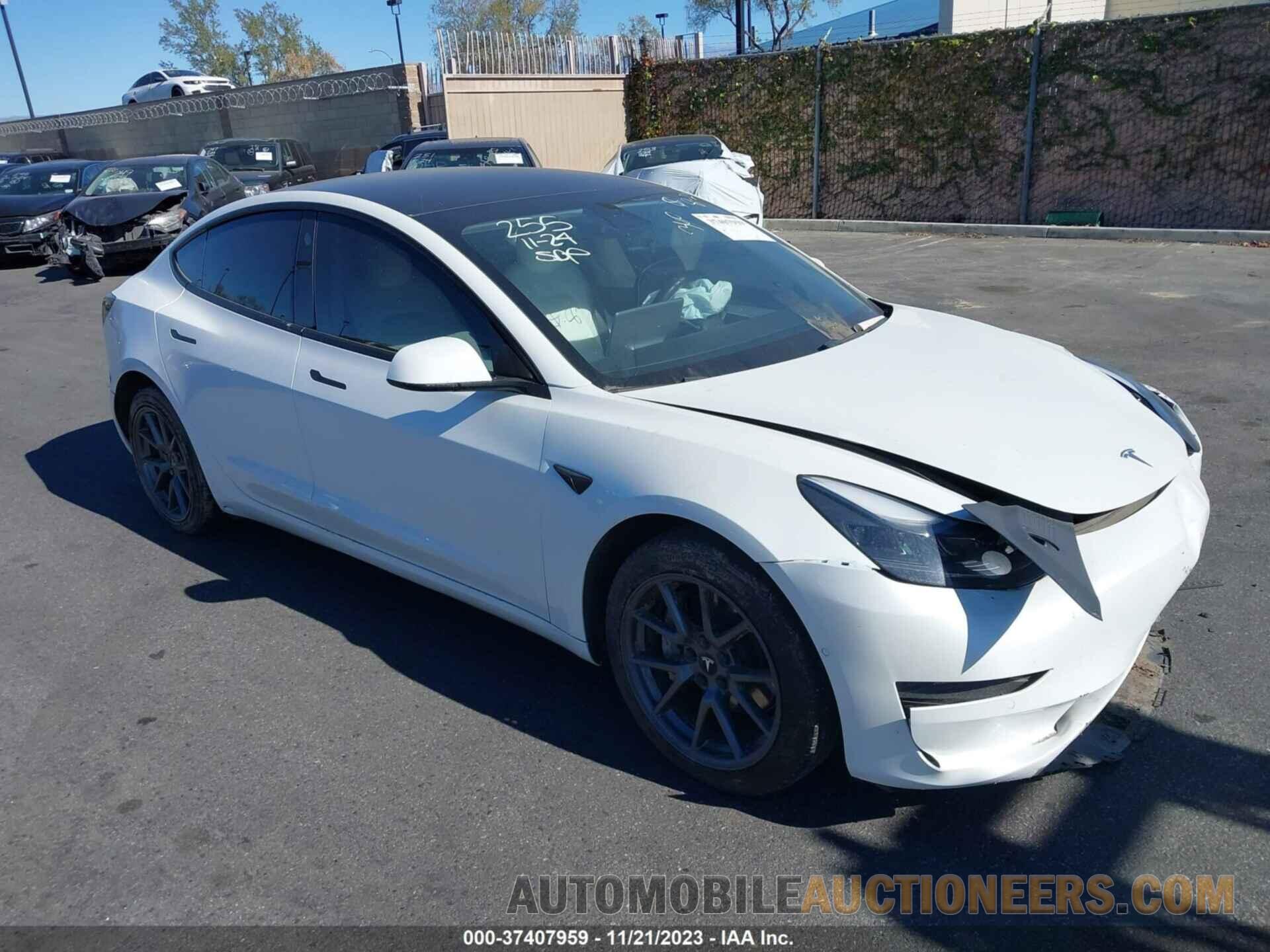 5YJ3E1EA9MF072067 TESLA MODEL 3 2021