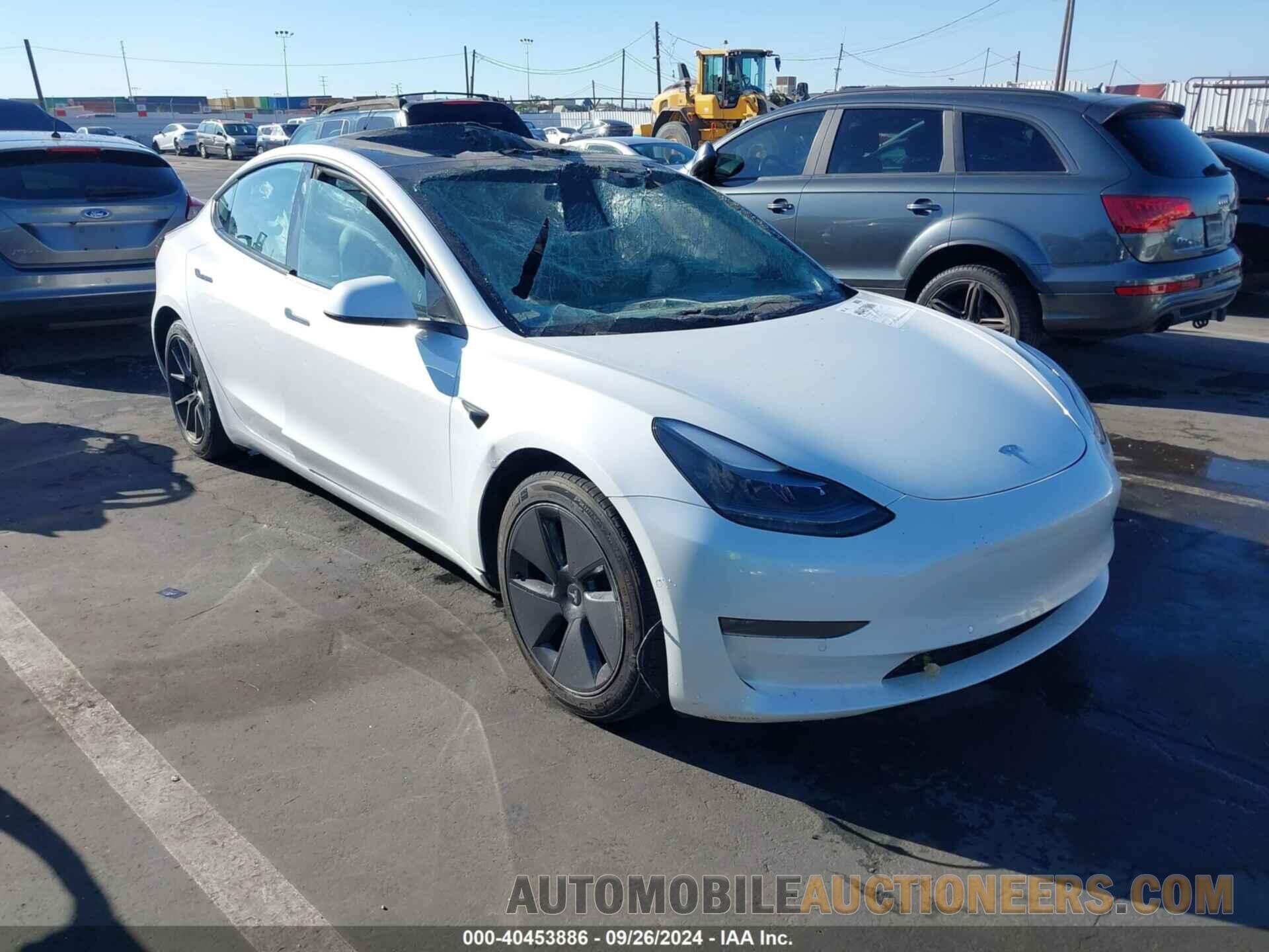 5YJ3E1EA9MF868429 TESLA MODEL 3 2021