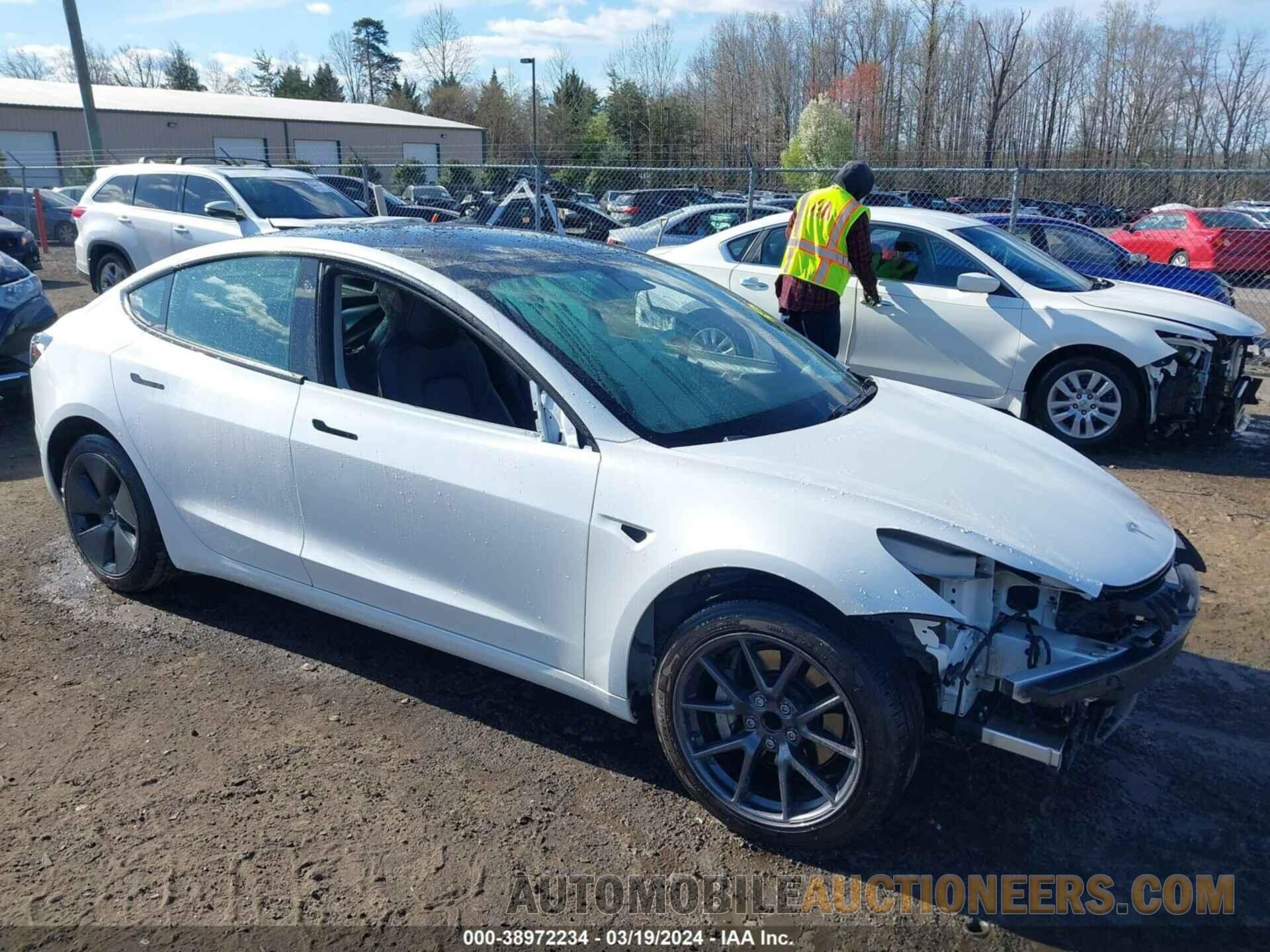 5YJ3E1EA9MF914809 TESLA MODEL 3 2021