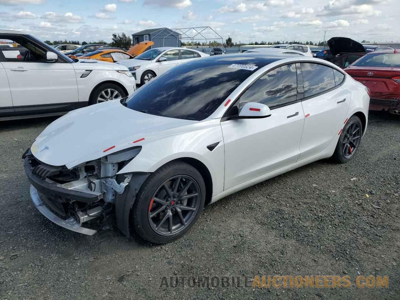 5YJ3E1EA9MF987517 TESLA MODEL 3 2021