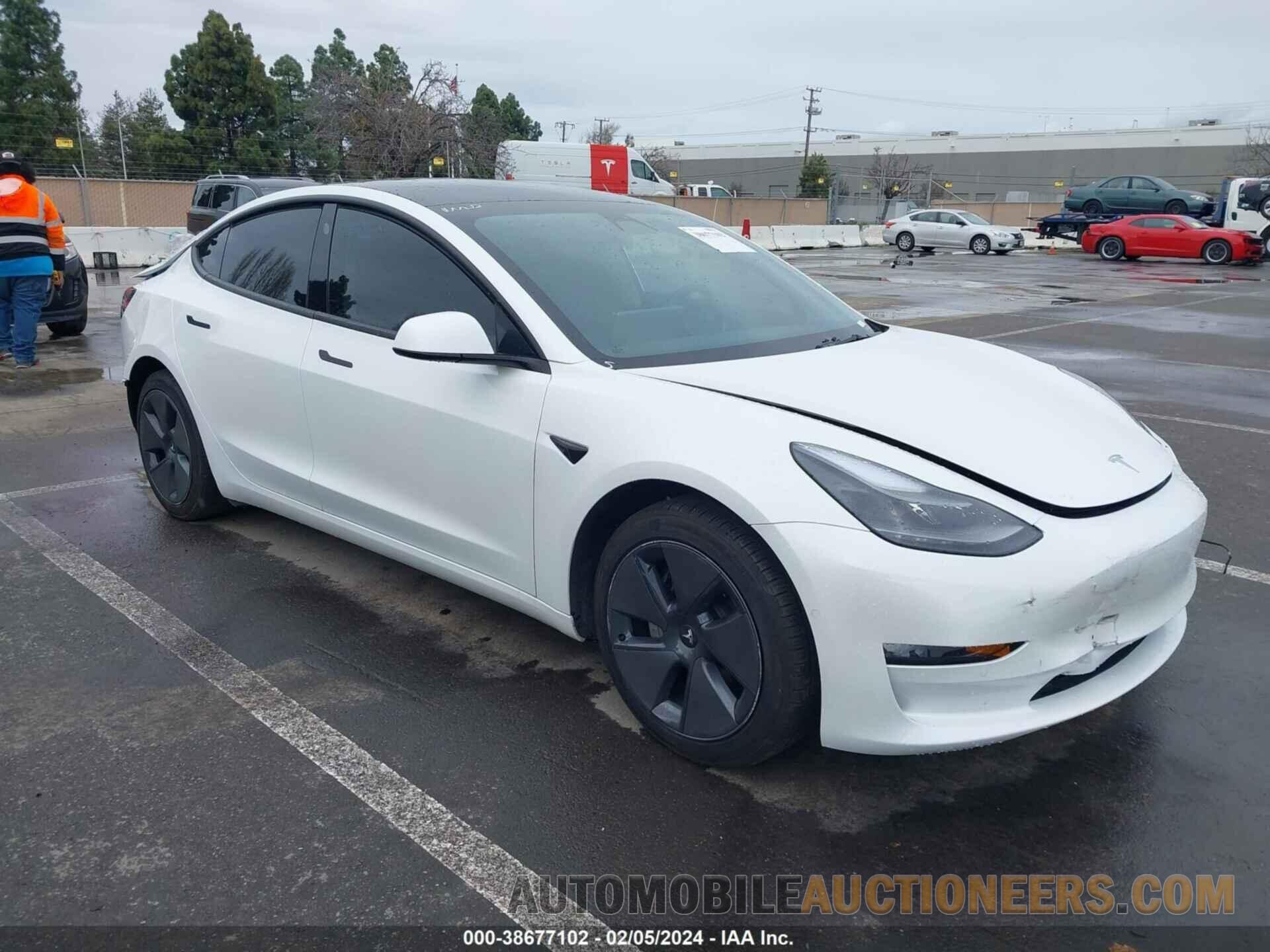 5YJ3E1EA9NF157668 TESLA MODEL 3 2022