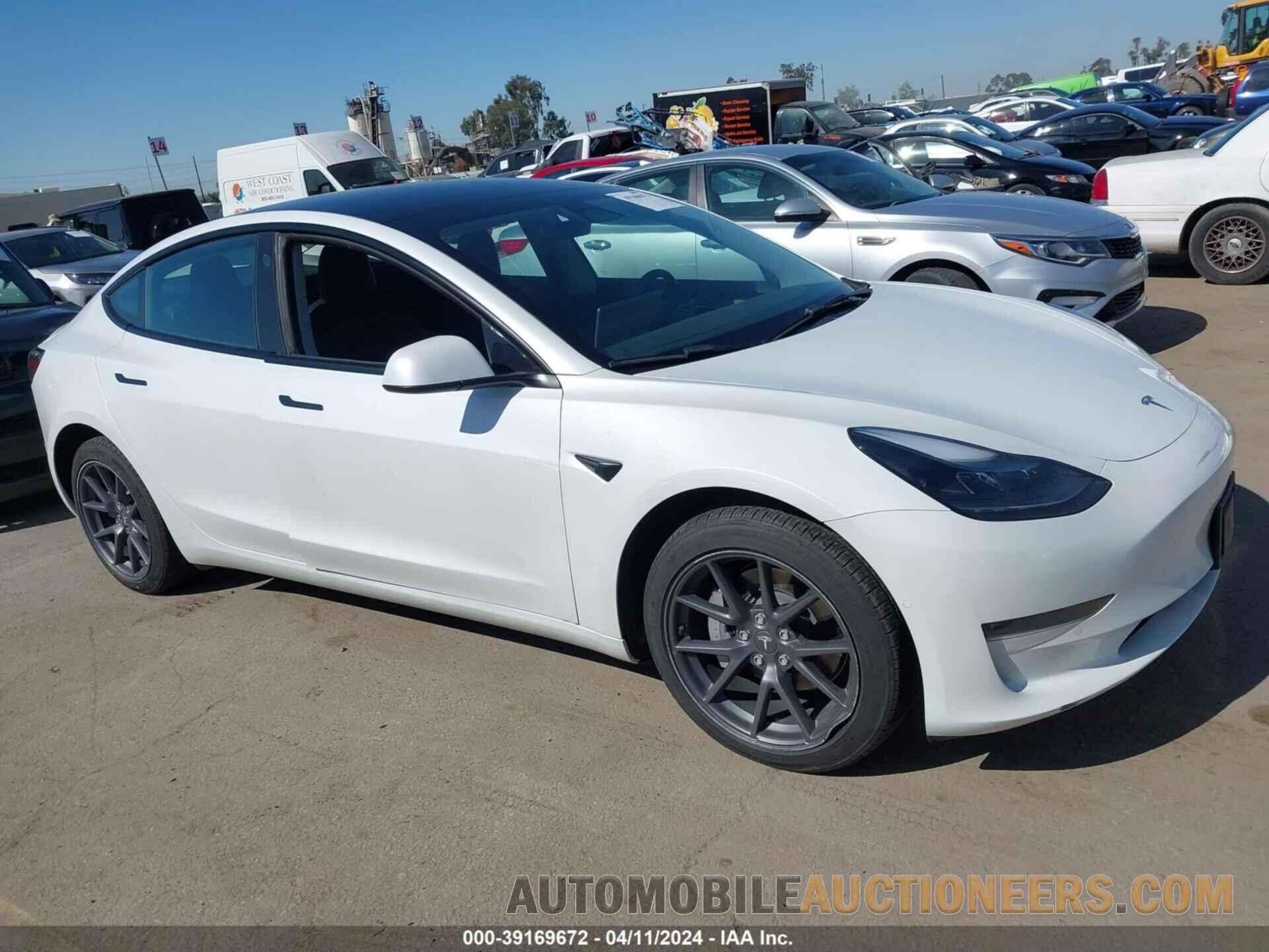 5YJ3E1EA9NF172607 TESLA MODEL 3 2022