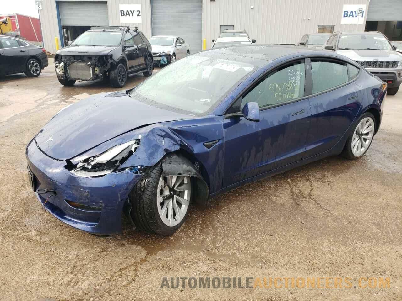 5YJ3E1EA9NF185437 TESLA MODEL 3 2022