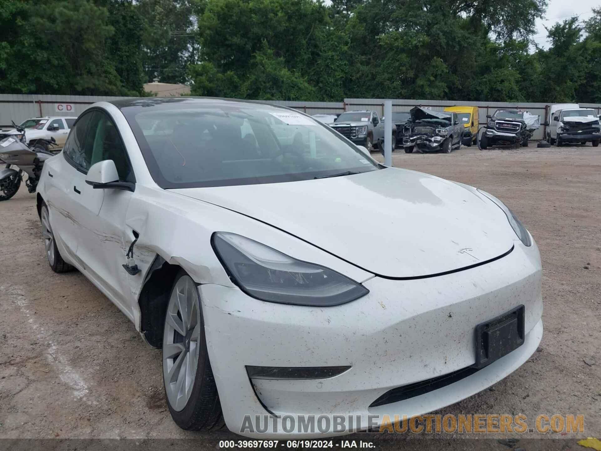 5YJ3E1EA9NF187799 TESLA MODEL 3 2022