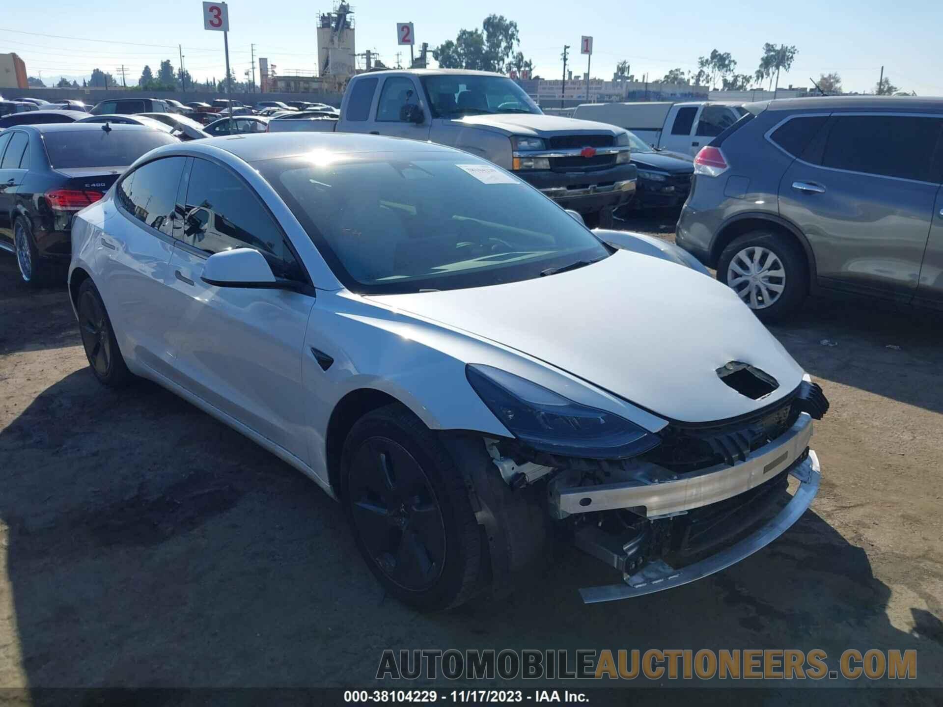 5YJ3E1EA9NF232143 TESLA MODEL 3 2022