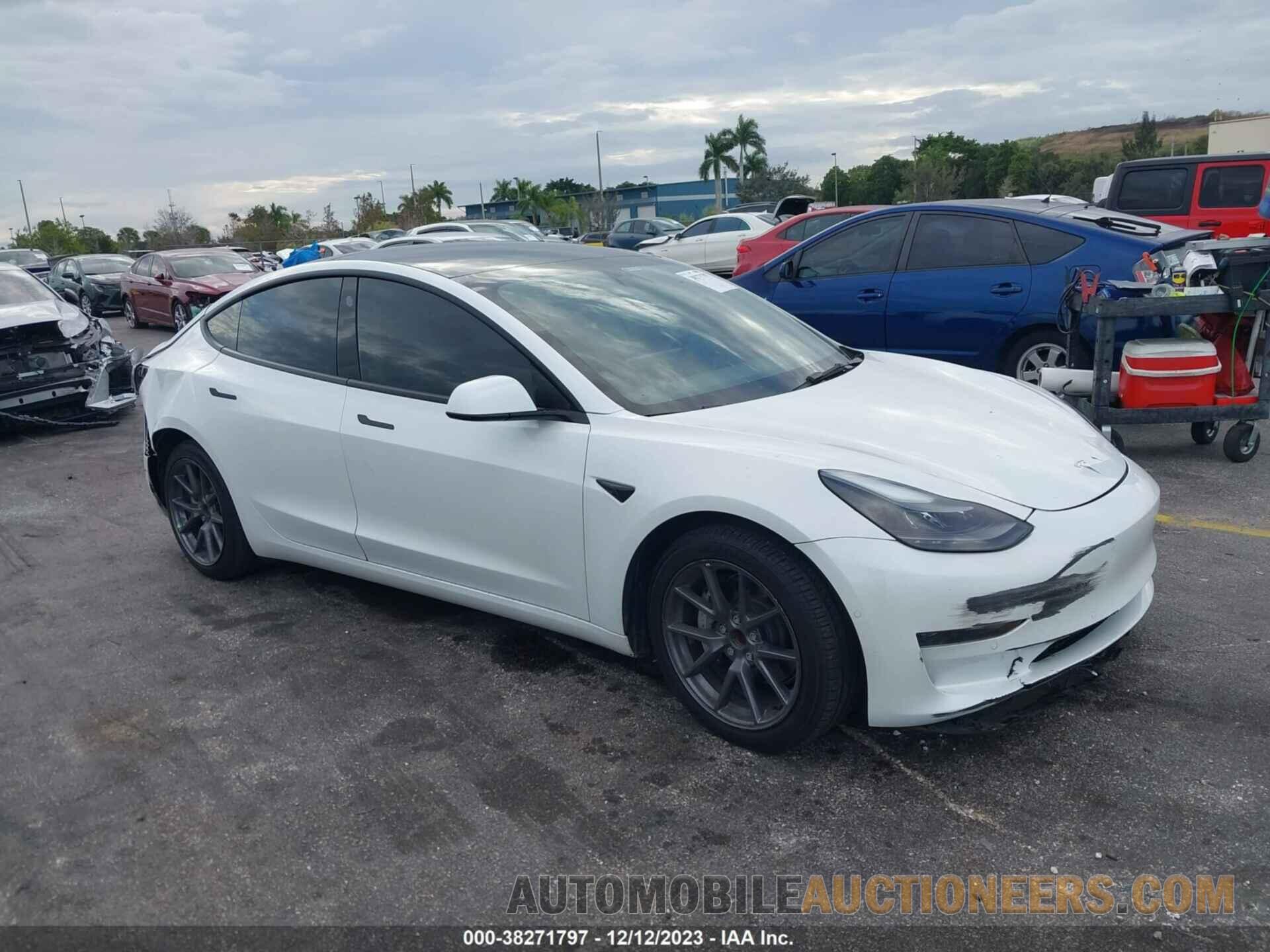 5YJ3E1EA9NF240873 TESLA MODEL 3 2022