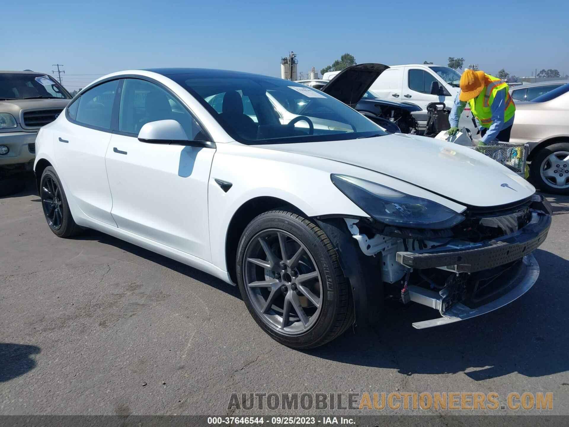 5YJ3E1EA9NF249184 TESLA MODEL 3 2022