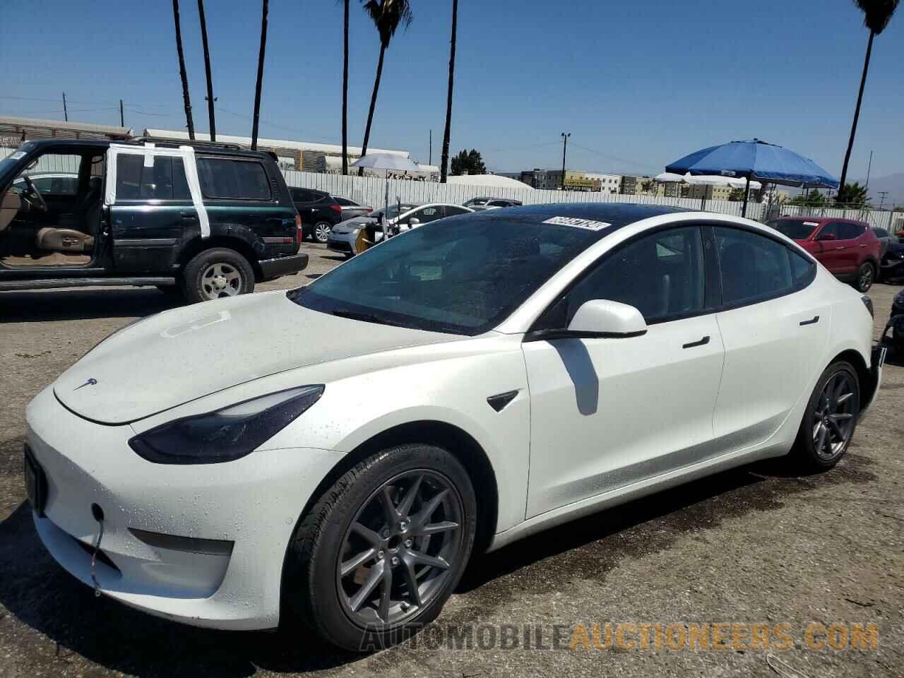 5YJ3E1EA9NF288535 TESLA MODEL 3 2022