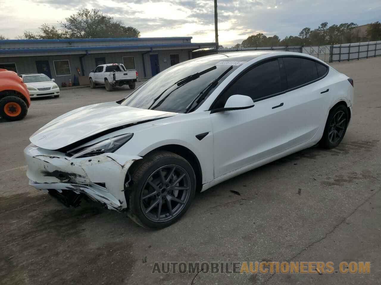 5YJ3E1EA9PF514611 TESLA MODEL 3 2023