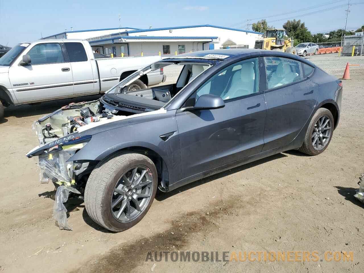 5YJ3E1EA9PF674164 TESLA MODEL 3 2023