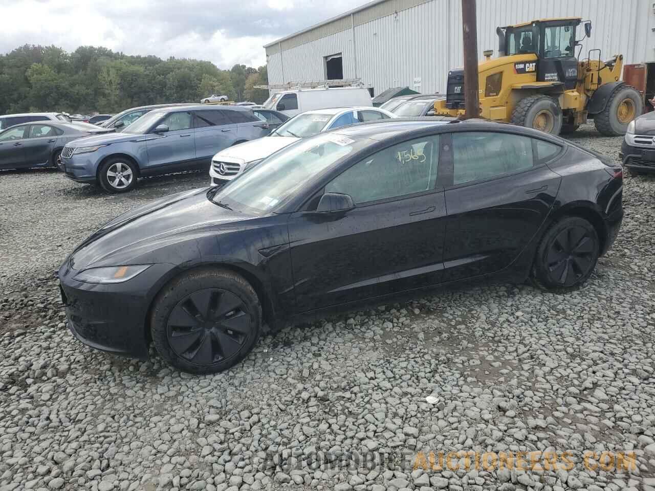 5YJ3E1EA9RF721793 TESLA MODEL 3 2024