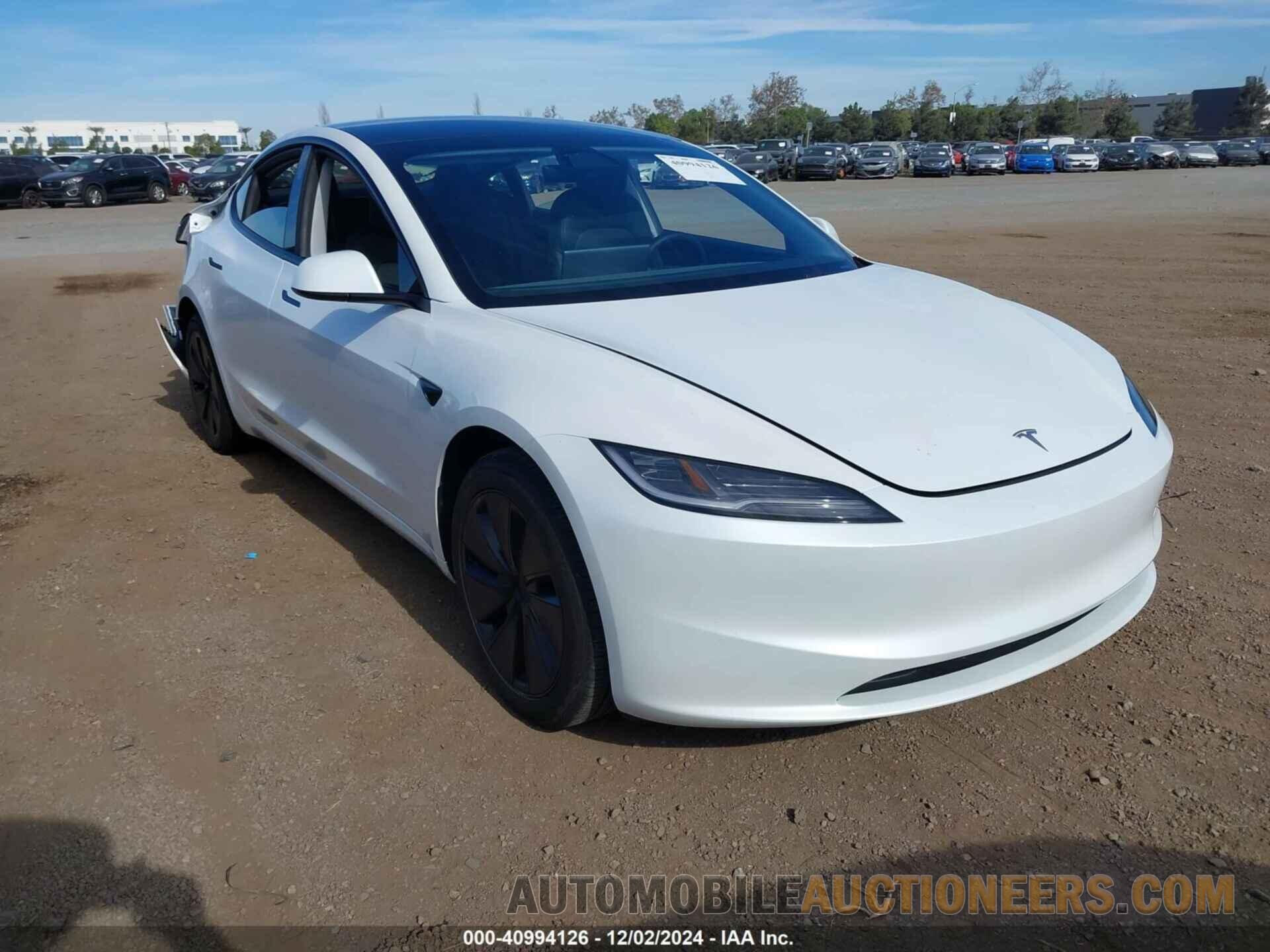 5YJ3E1EA9RF745611 TESLA MODEL 3 2024