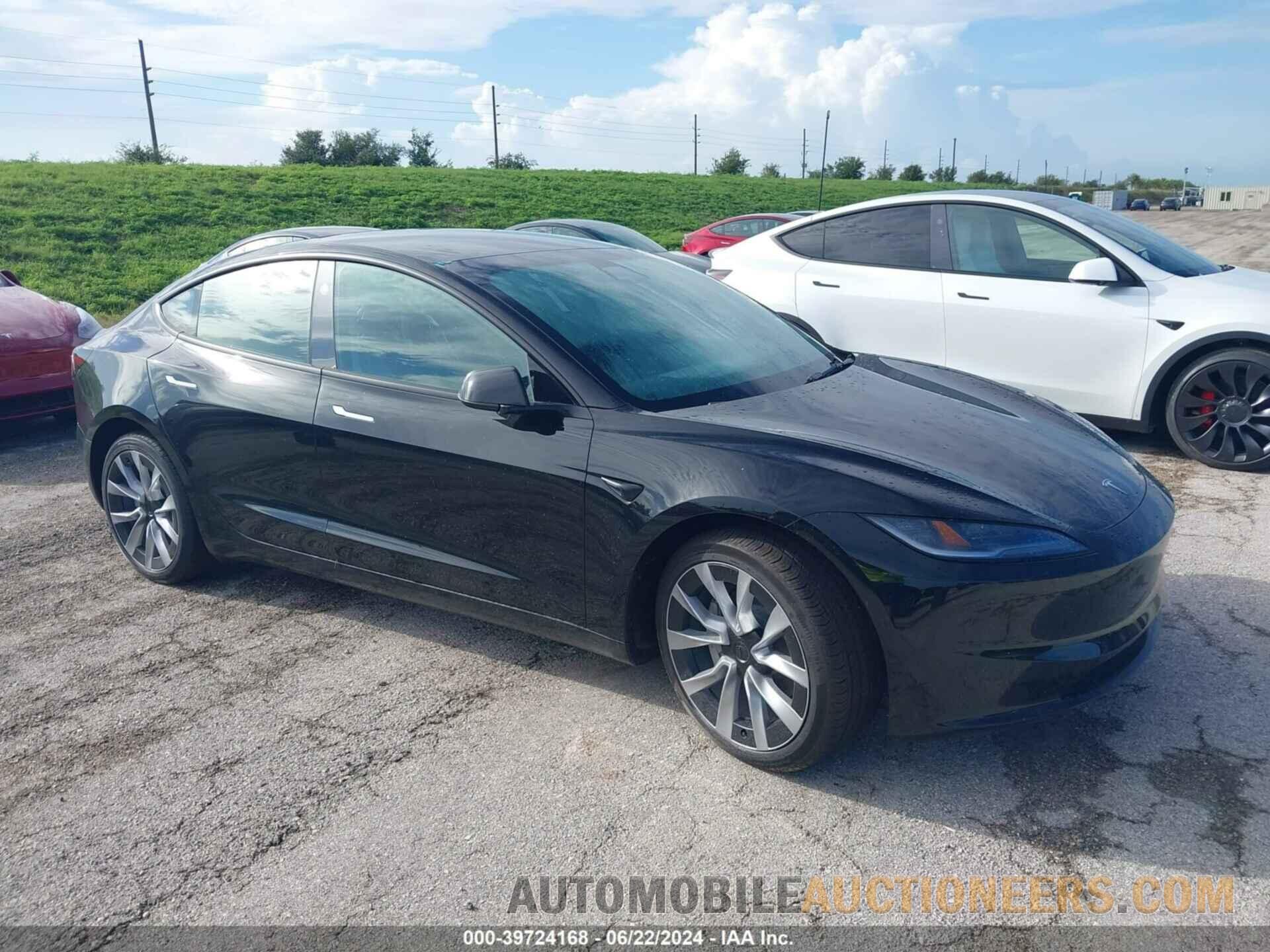 5YJ3E1EA9RF749853 TESLA MODEL 3 2024