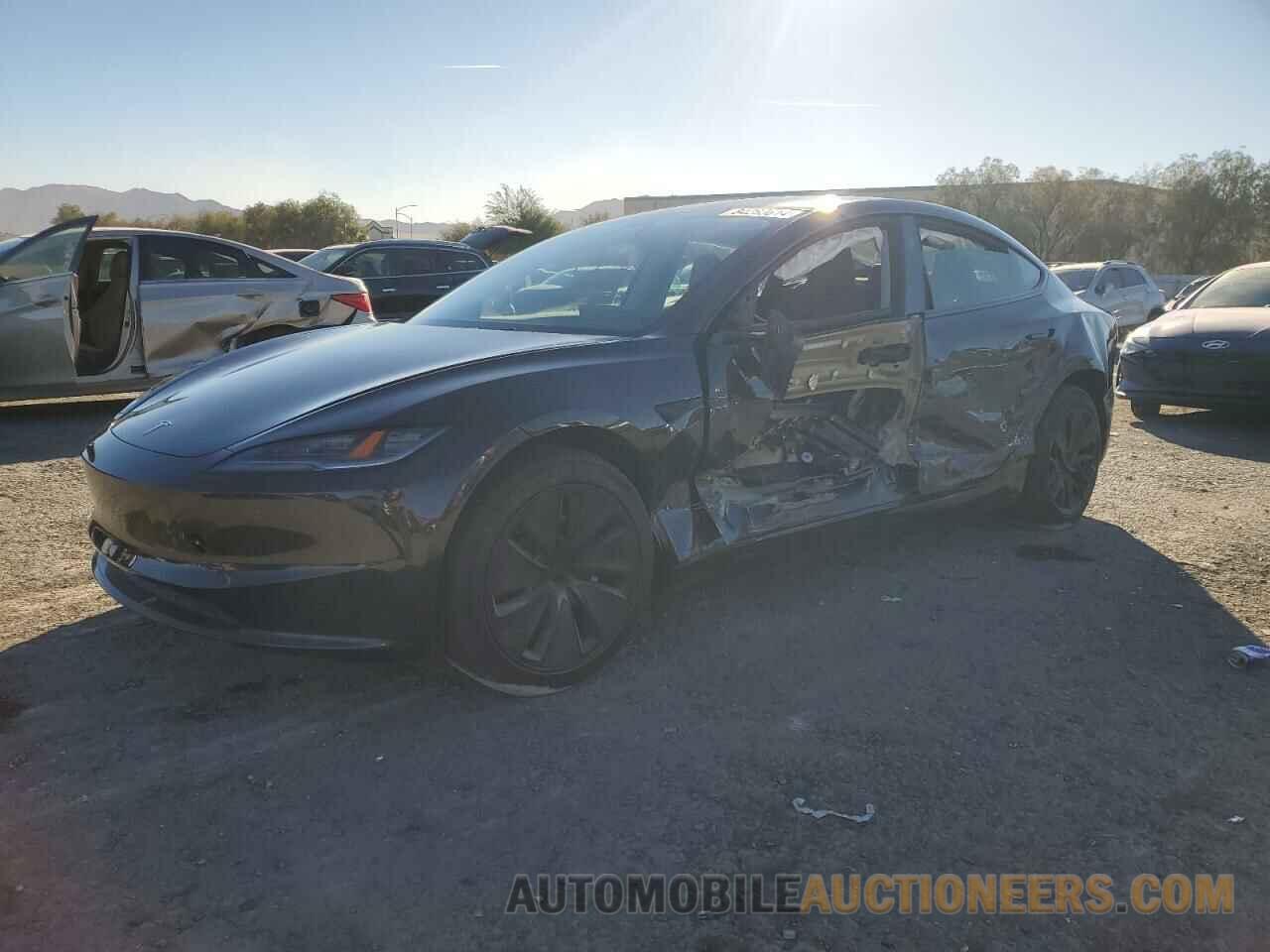 5YJ3E1EA9RF785297 TESLA MODEL 3 2024