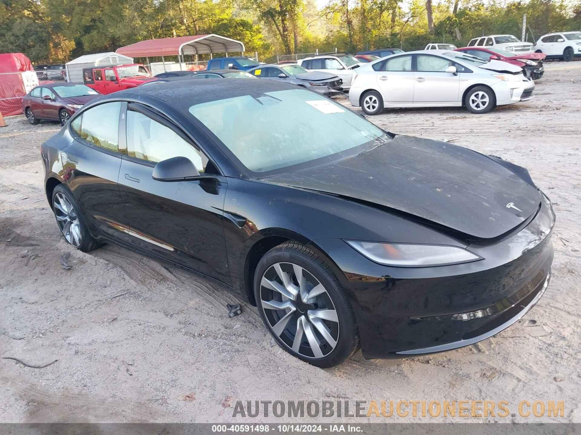 5YJ3E1EA9RF821831 TESLA MODEL 3 2024