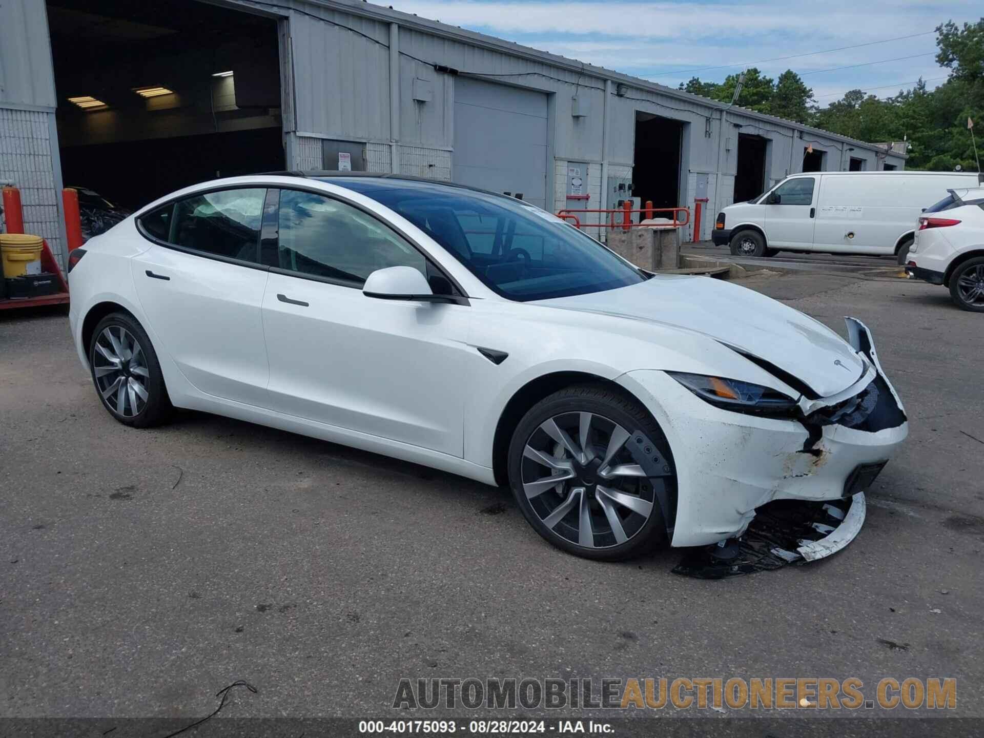 5YJ3E1EA9RF822557 TESLA MODEL 3 2024