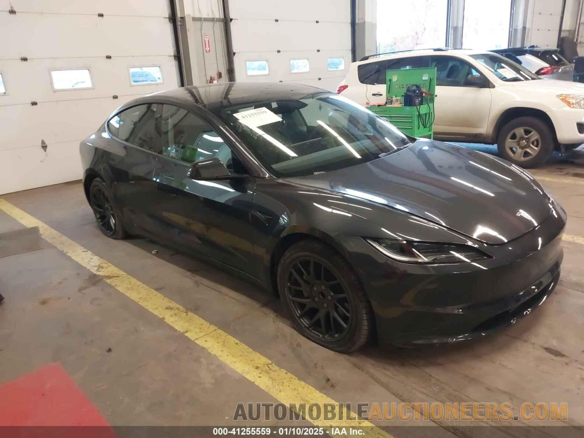 5YJ3E1EA9RF835440 TESLA MODEL 3 2024