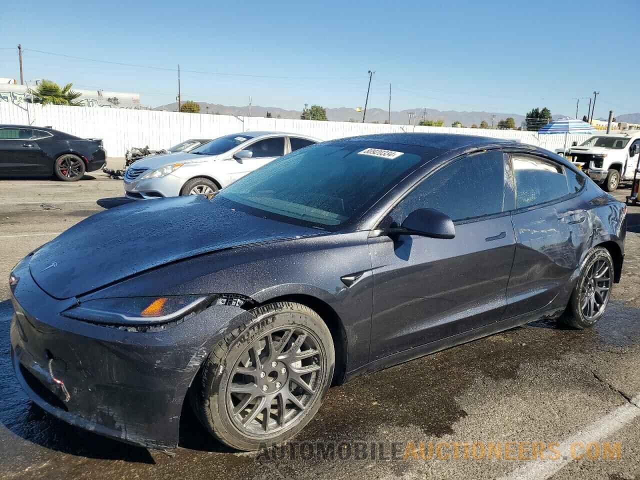 5YJ3E1EA9RF864937 TESLA MODEL 3 2024