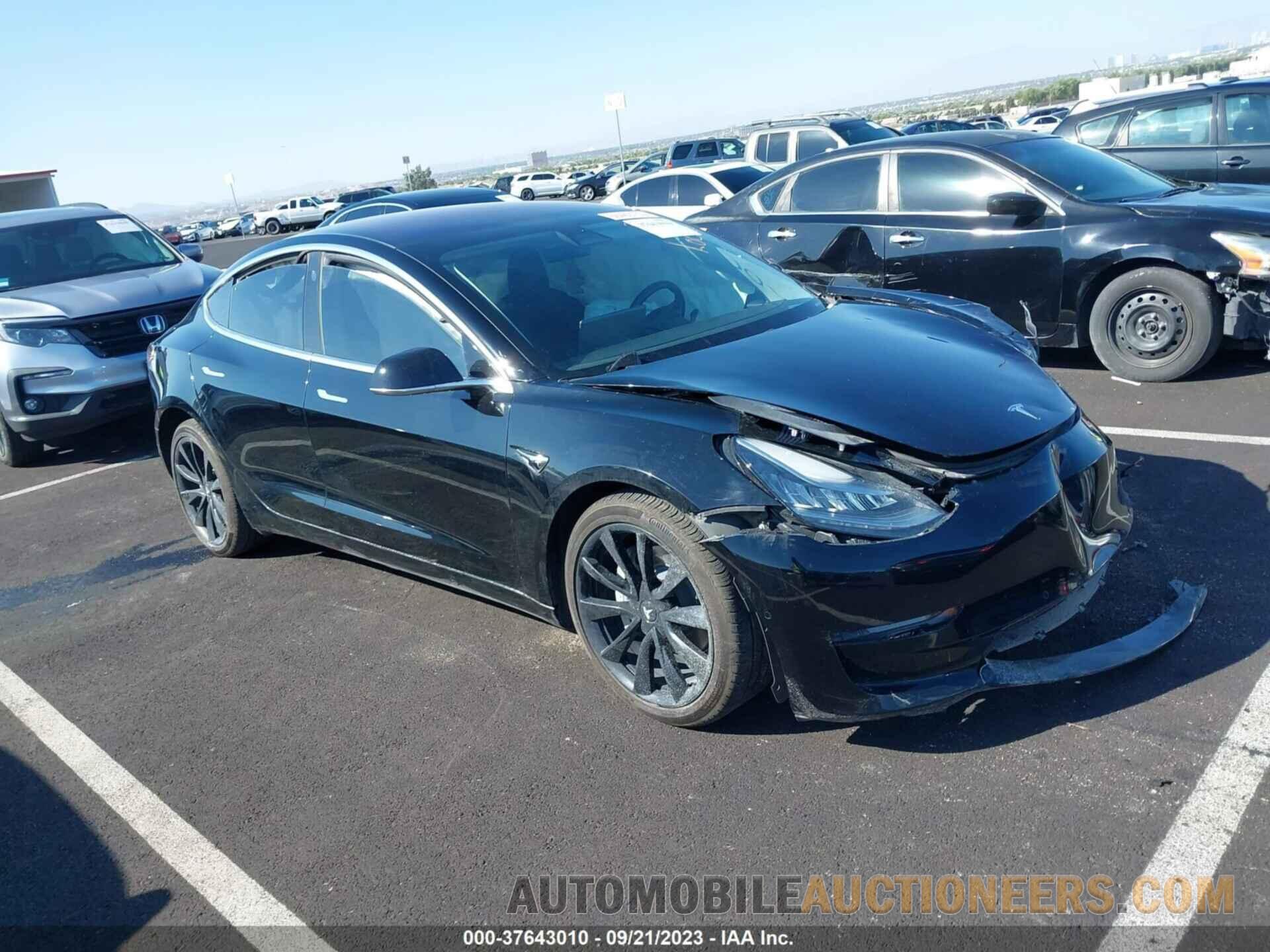 5YJ3E1EAXJF004453 TESLA MODEL 3 2018