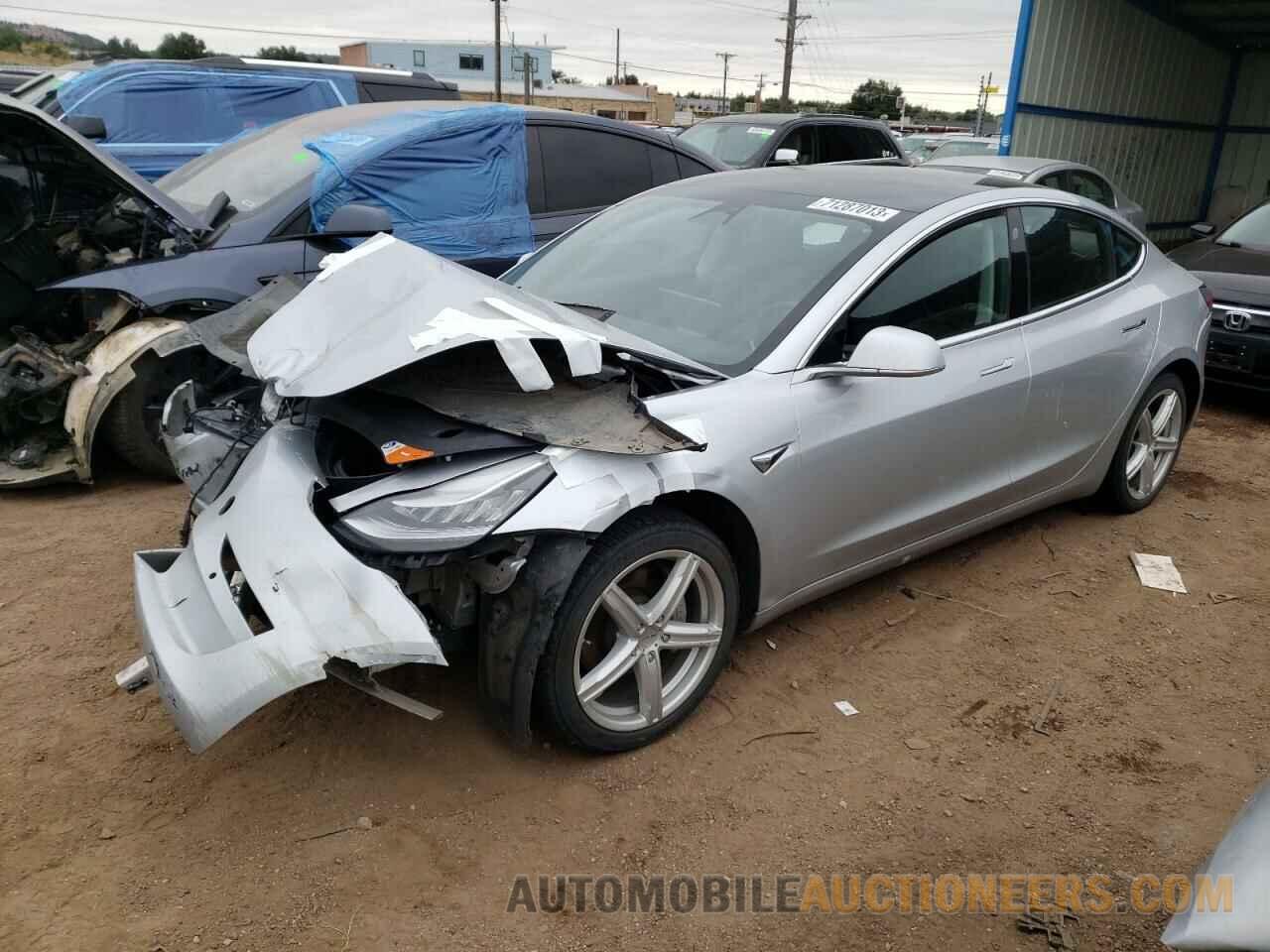 5YJ3E1EAXJF005215 TESLA MODEL 3 2018