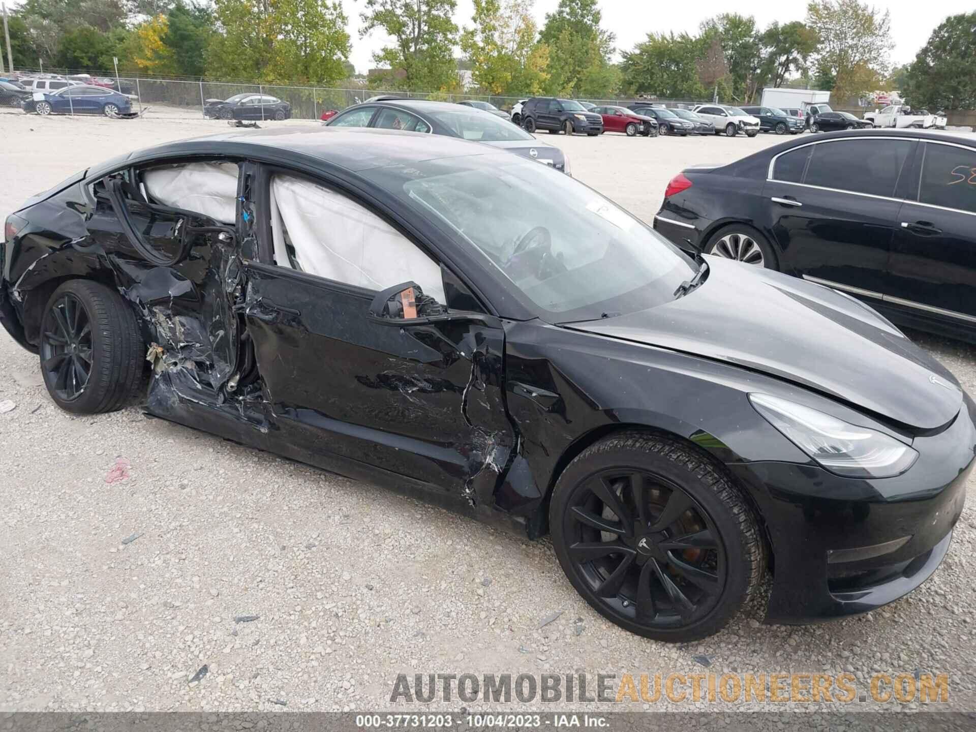 5YJ3E1EAXJF007692 TESLA MODEL 3 2018