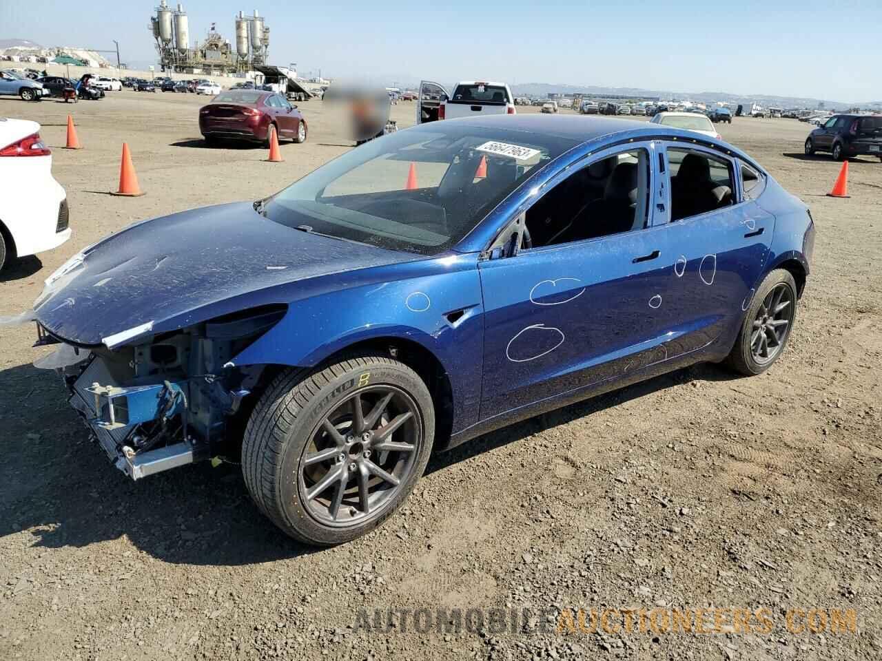 5YJ3E1EAXJF014688 TESLA MODEL 3 2018