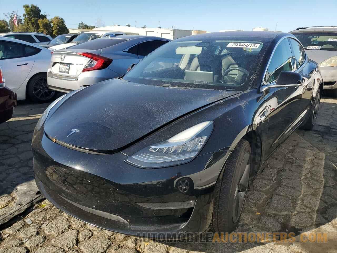 5YJ3E1EAXJF016148 TESLA MODEL 3 2018