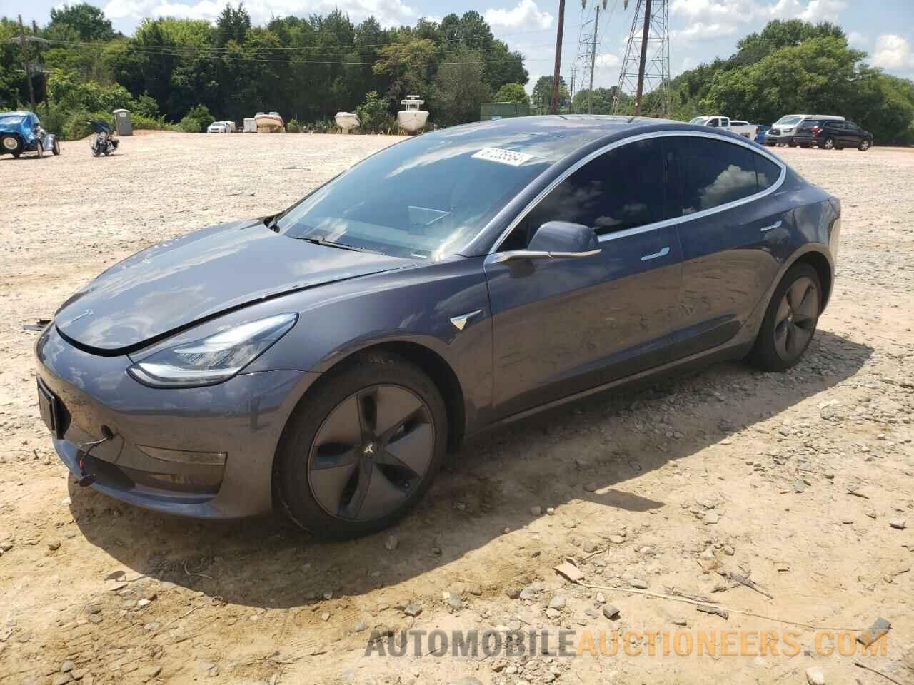 5YJ3E1EAXJF021236 TESLA MODEL 3 2018