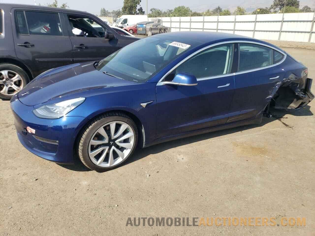 5YJ3E1EAXJF024749 TESLA MODEL 3 2018