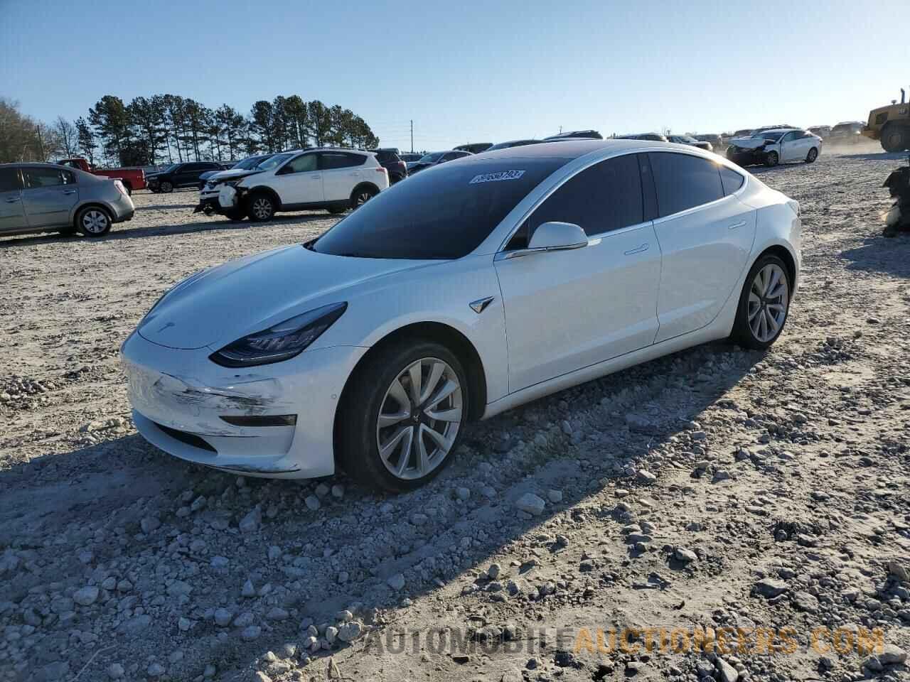 5YJ3E1EAXJF025240 TESLA MODEL 3 2018