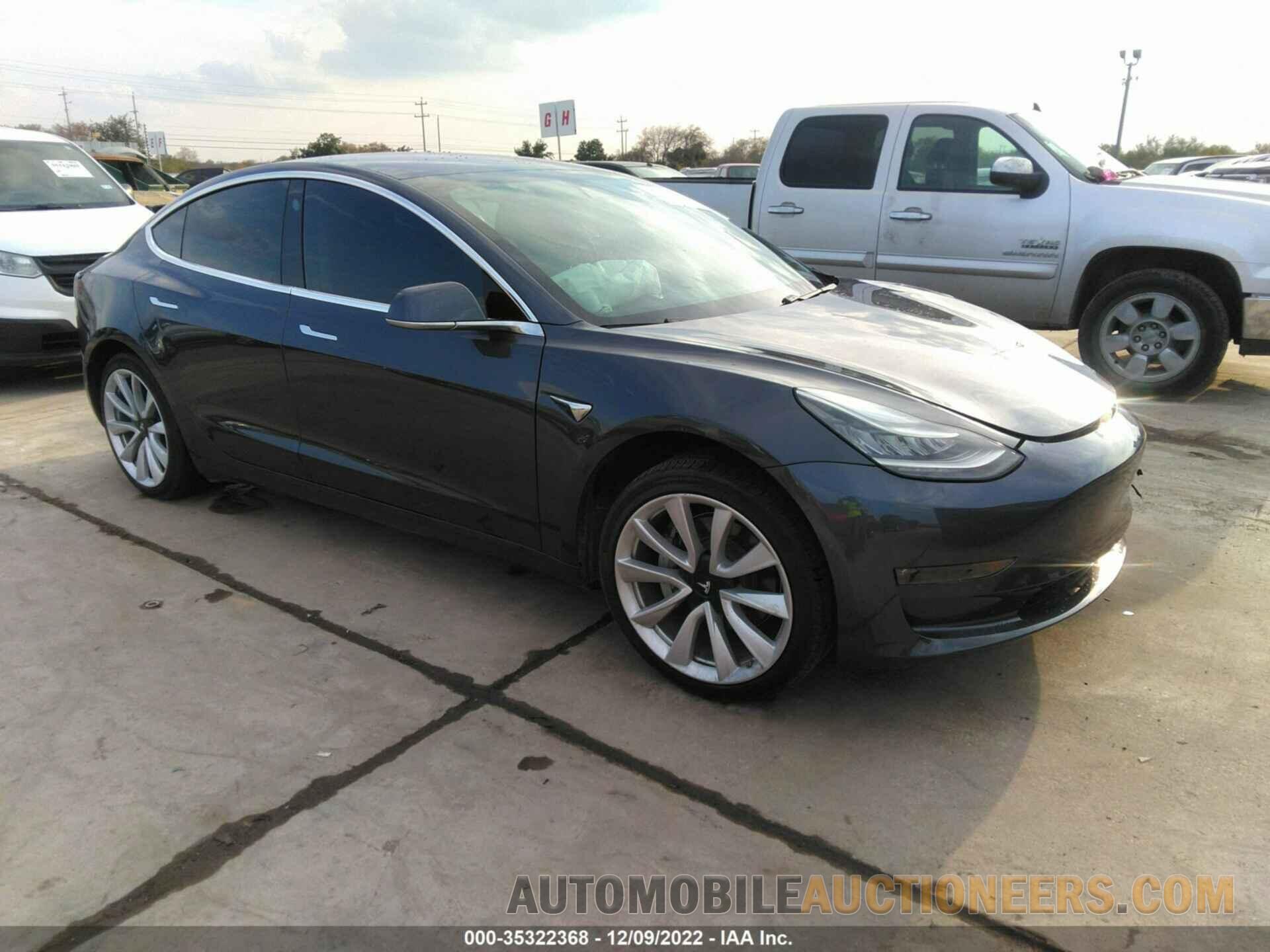 5YJ3E1EAXJF059369 TESLA MODEL 3 2018